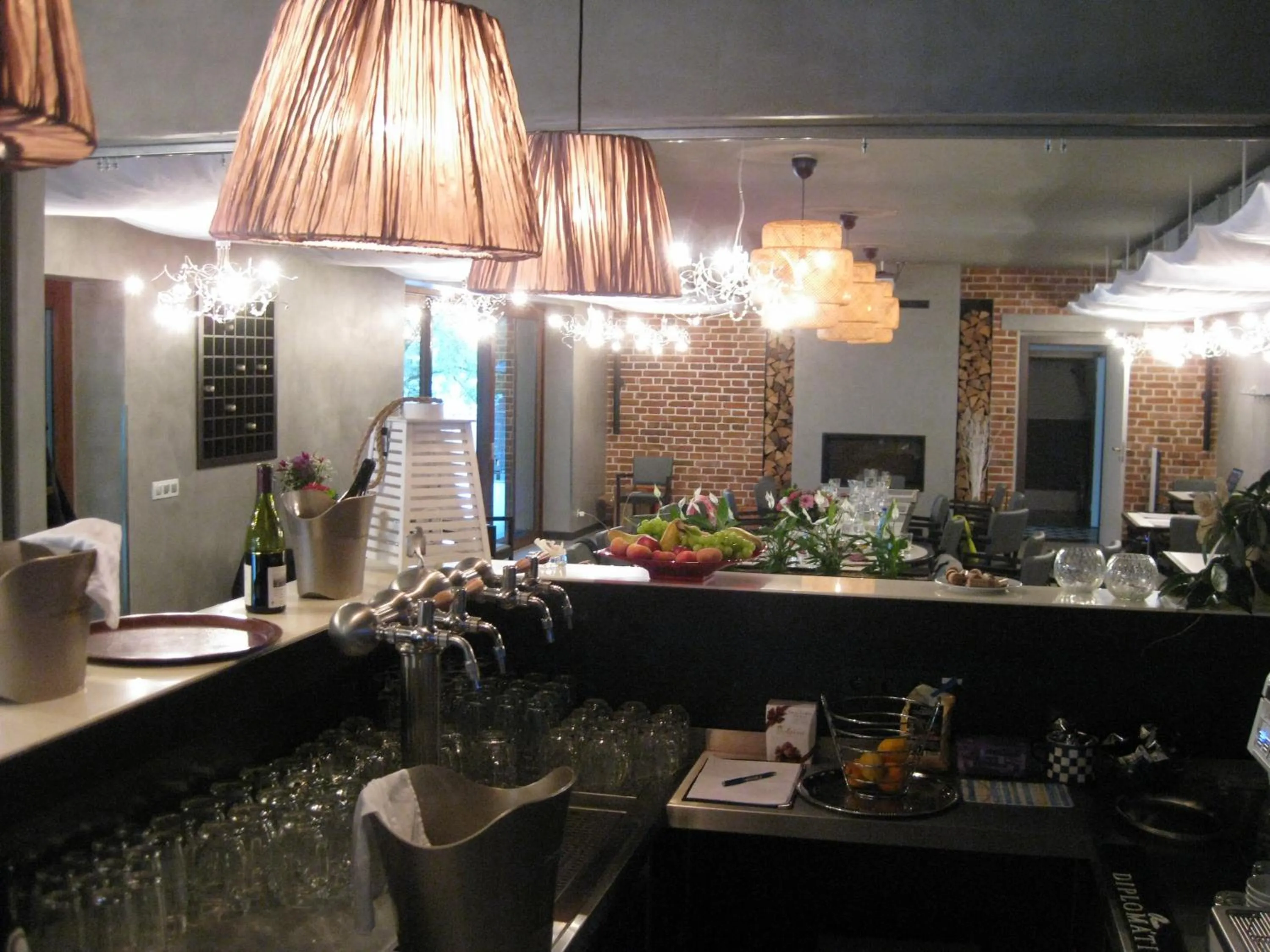 Restaurant/places to eat in Hotel Mandát