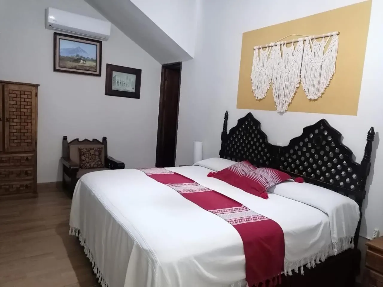 air conditioner, Bed in Grann Posada Xilitla
