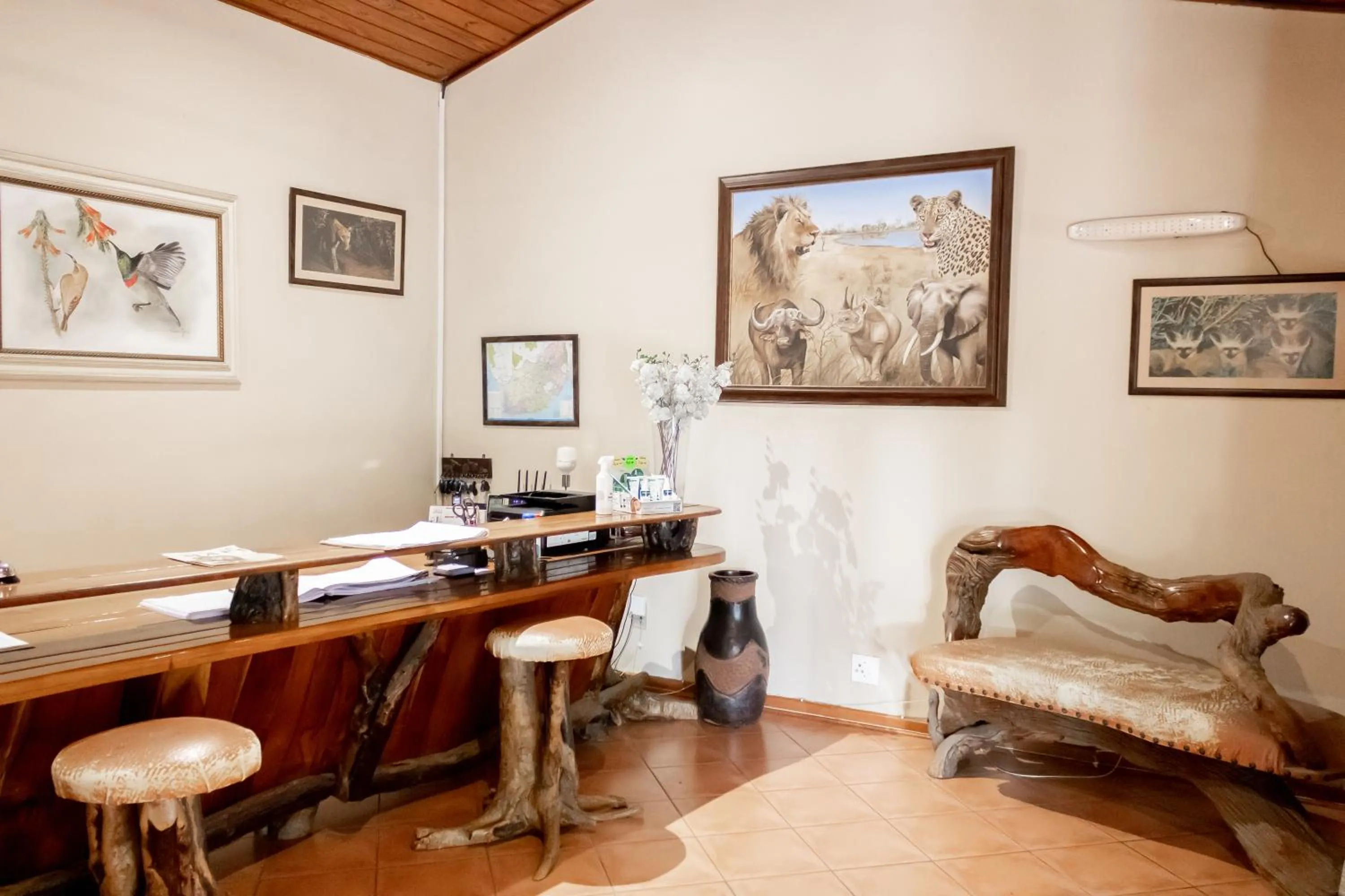 Lobby or reception in Sunbird Lodge
