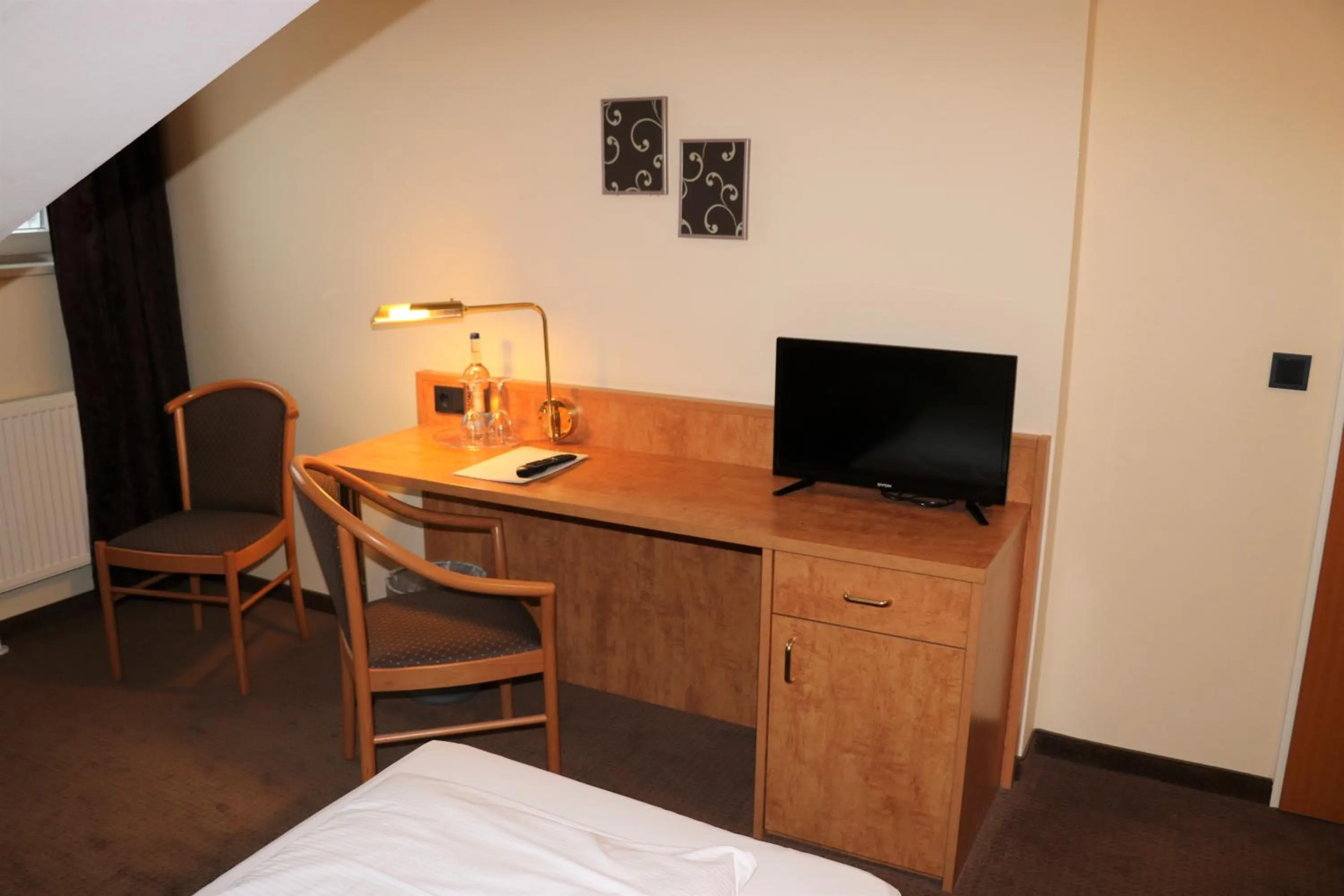 Photo of the whole room, Bed in Hotel Frederikspark