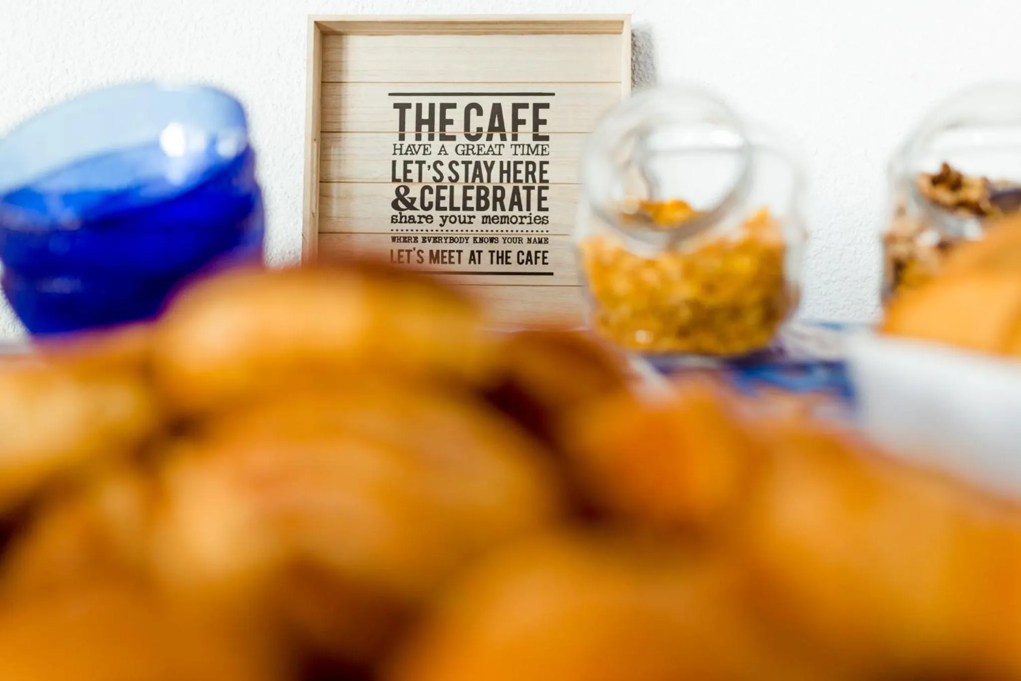 Breakfast in Villa Araucaria