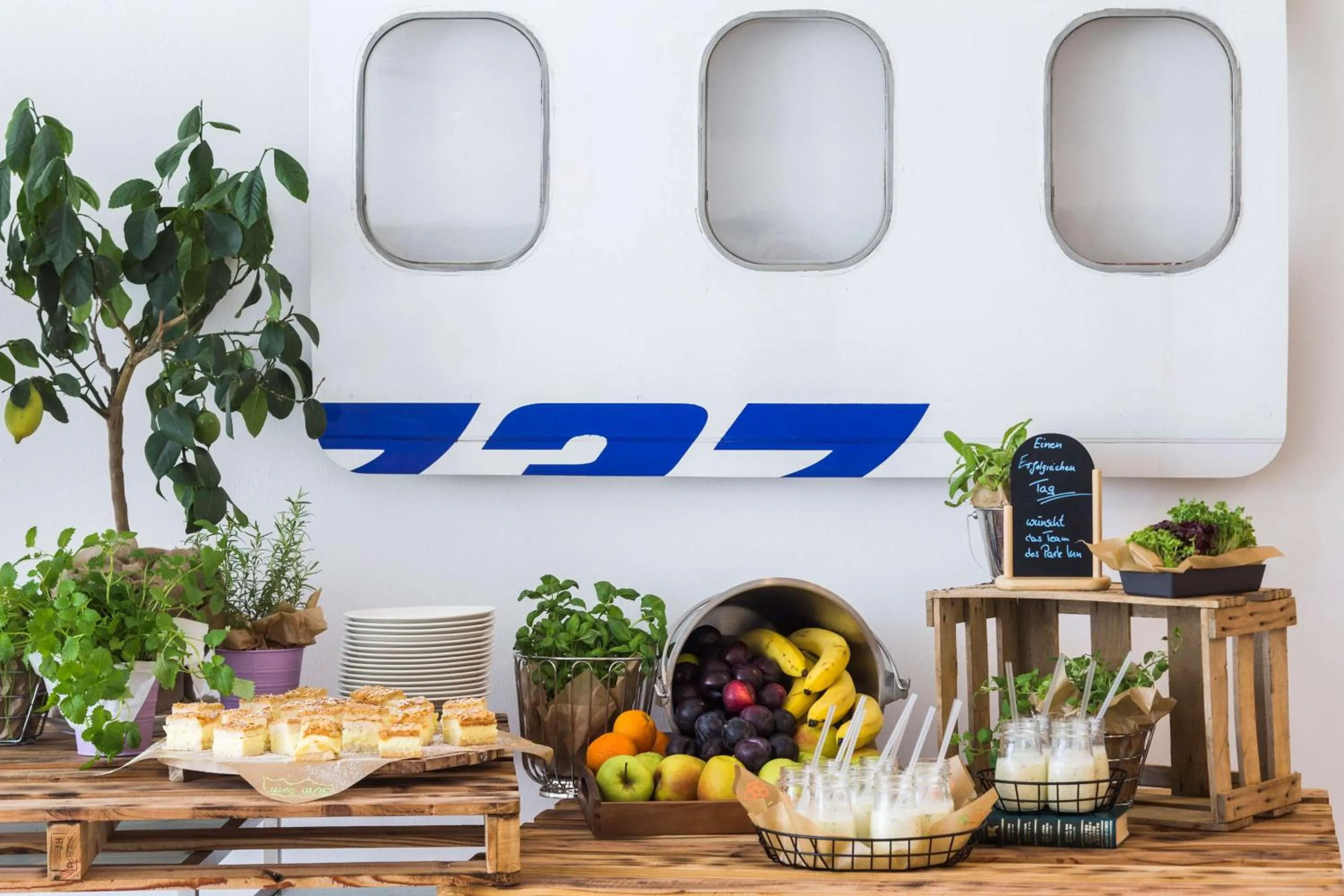 Restaurant/places to eat in Park Inn by Radisson Frankfurt Airport