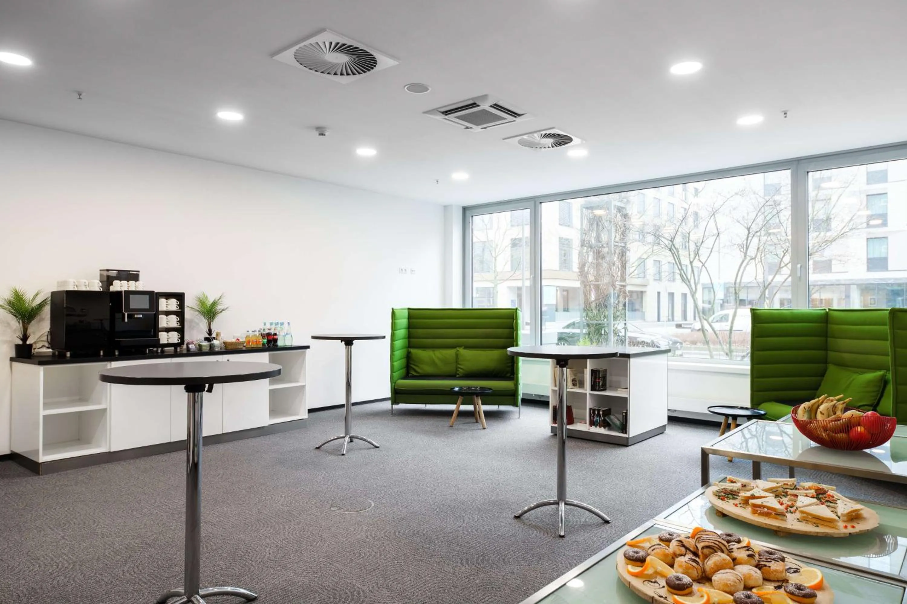 Meeting/conference room in Park Inn by Radisson Frankfurt Airport