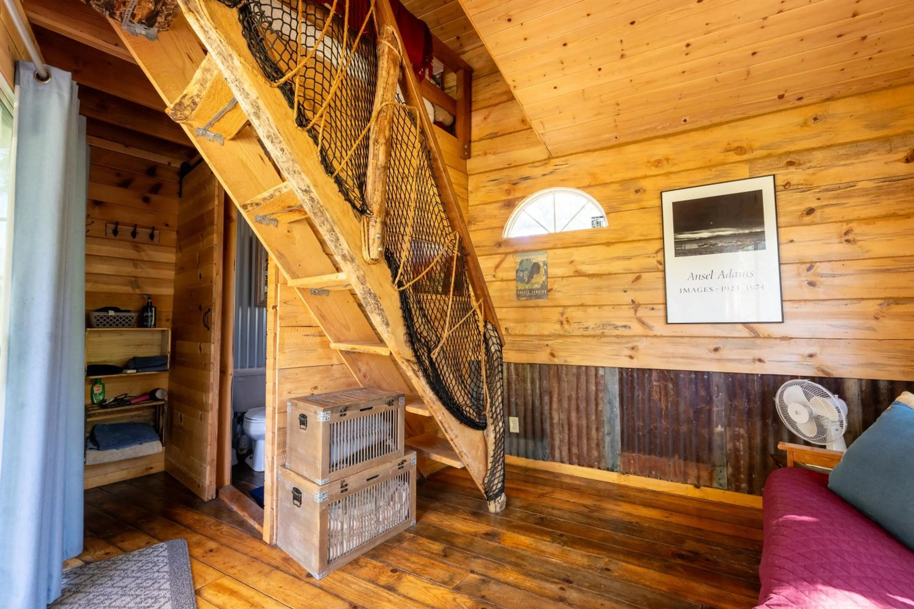 Living room in Hawk's Rest