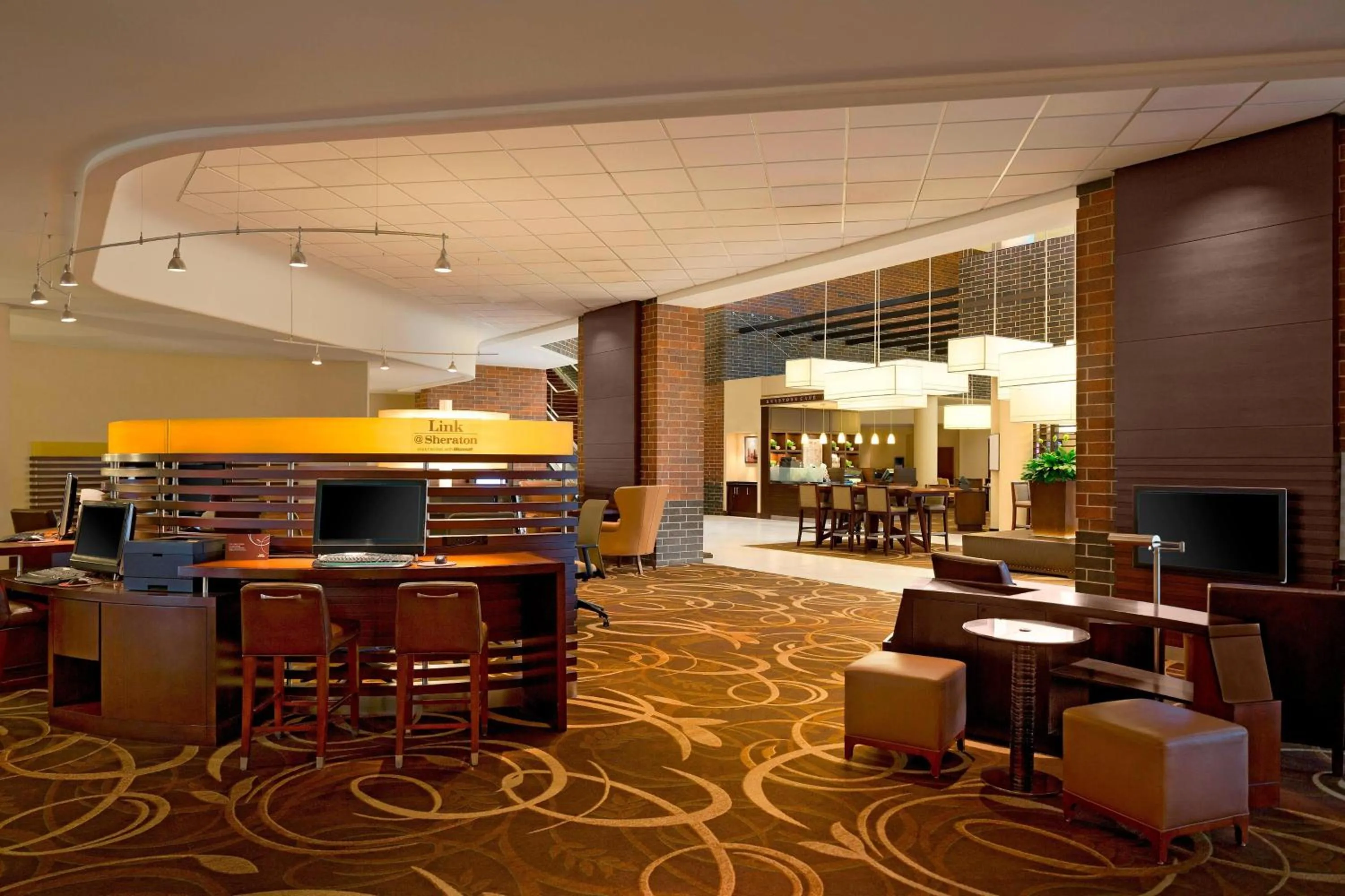 Lobby or reception in Sheraton Indianapolis Hotel at Keystone Crossing