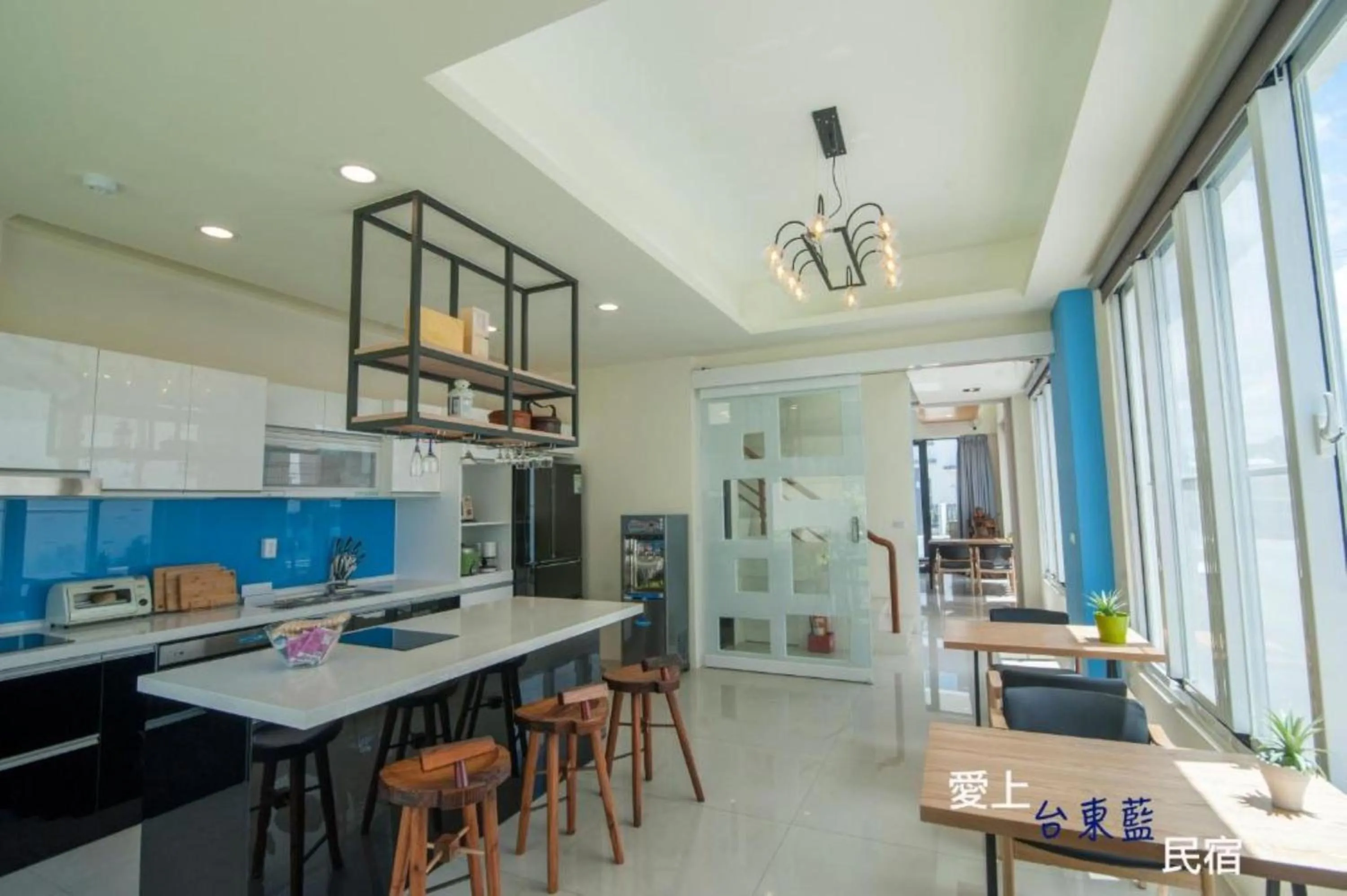 On site in Taitung Blue Elevator B&B