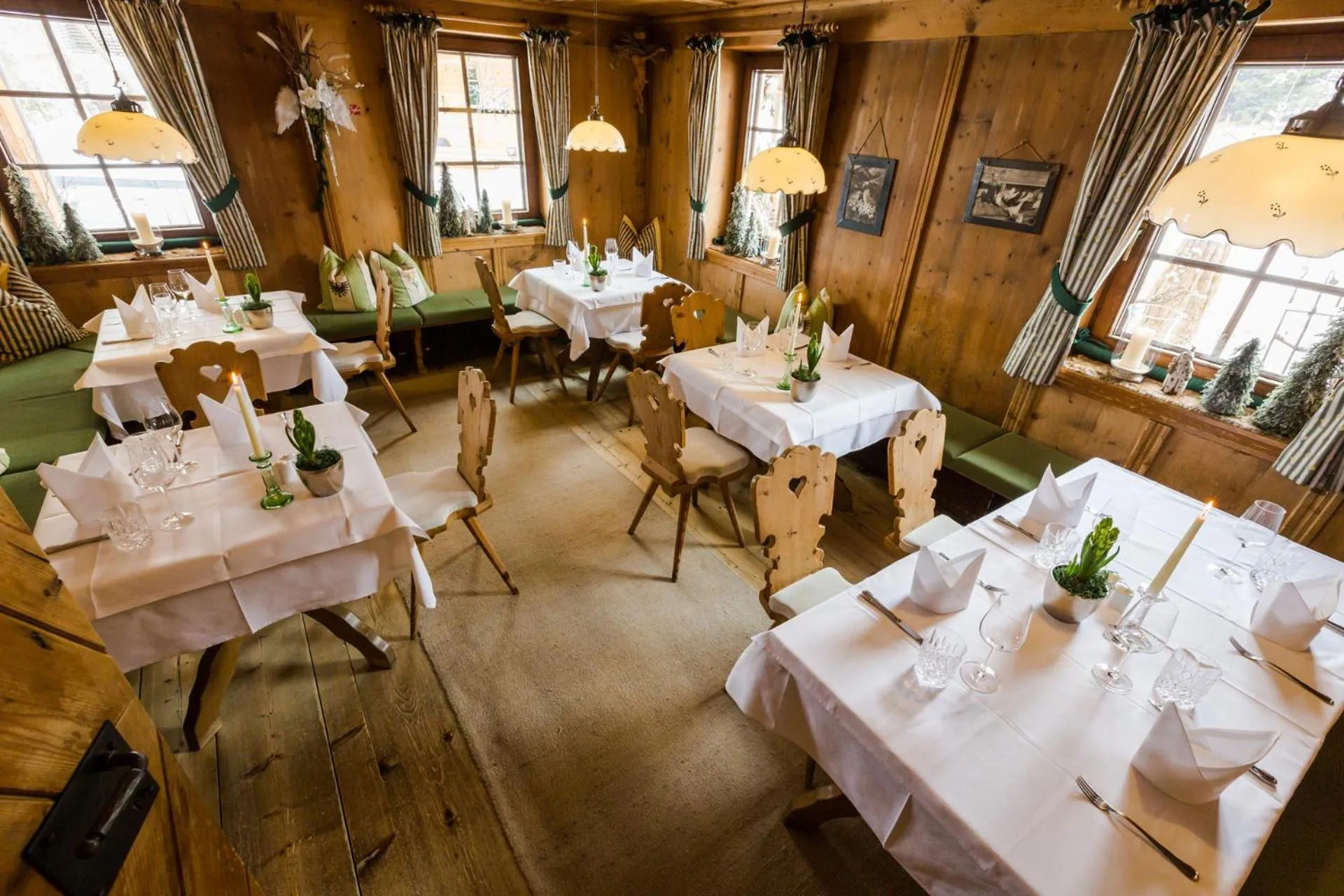 Restaurant/places to eat in s'Hoamatl Dorfkrug Appartements