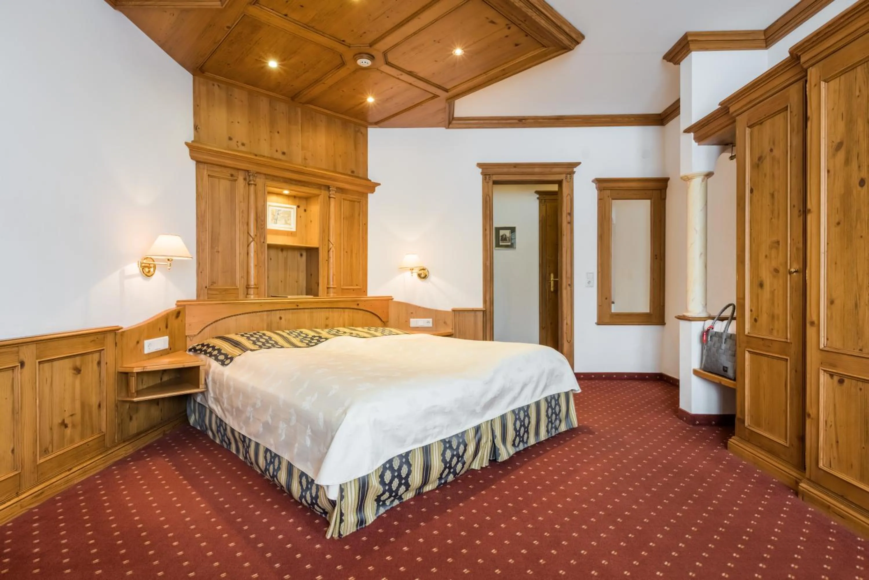 Photo of the whole room, Bed in Alte Schmiede Hiltpolt