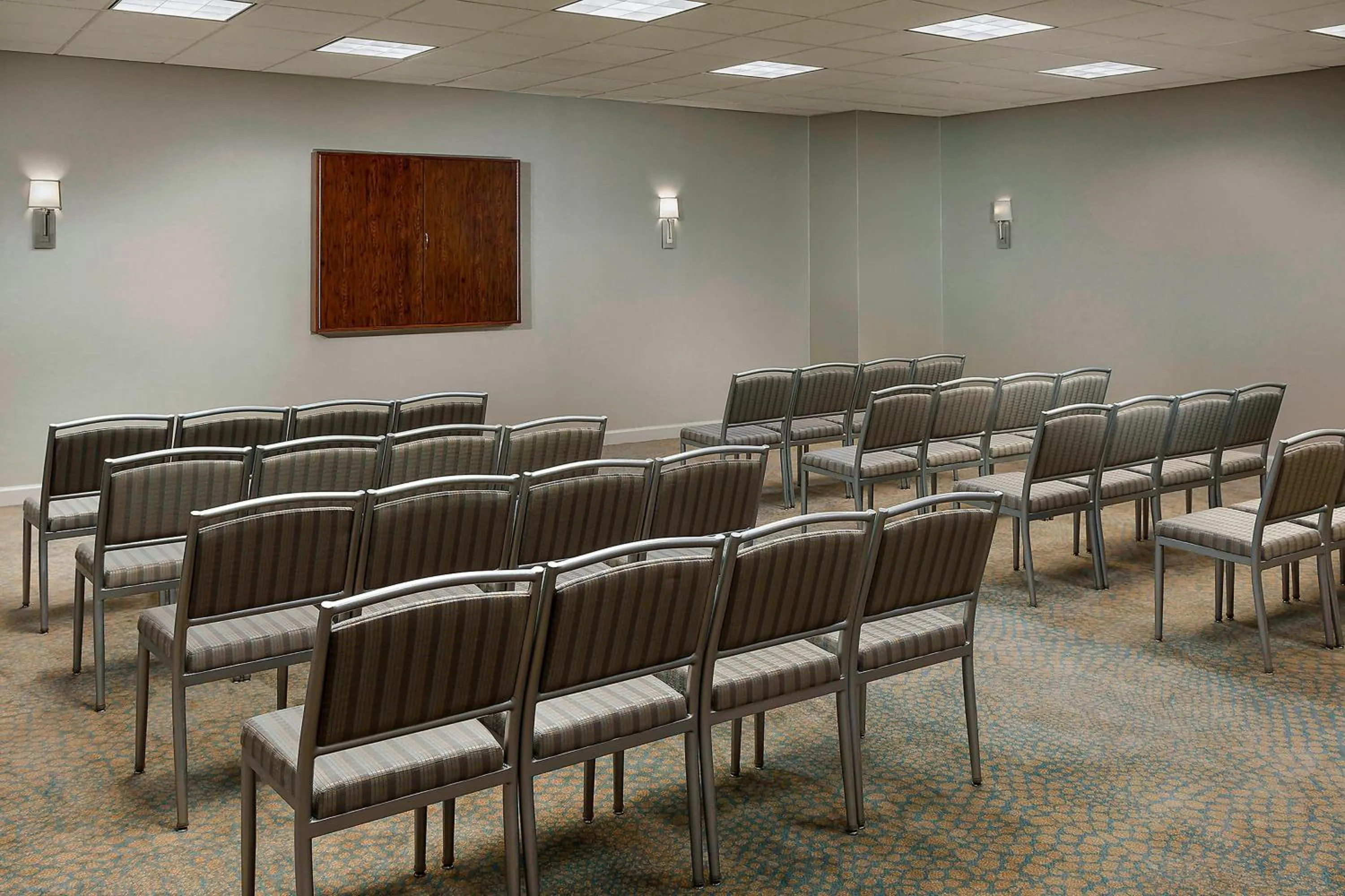 Meeting/conference room in The Westin Chicago Northwest