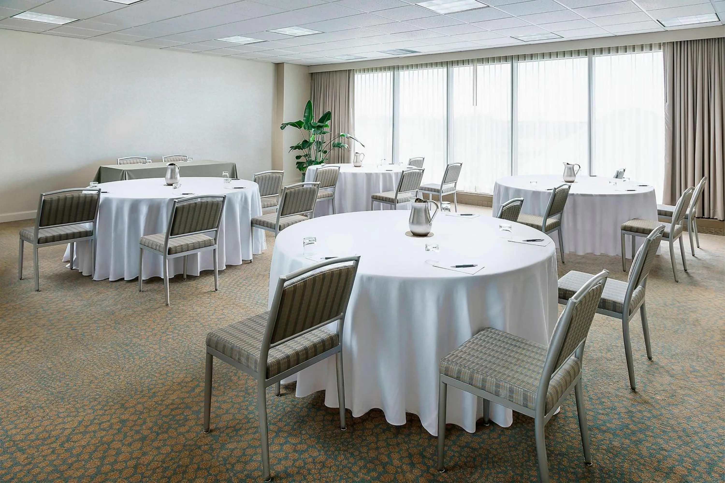 Meeting/conference room in The Westin Chicago Northwest