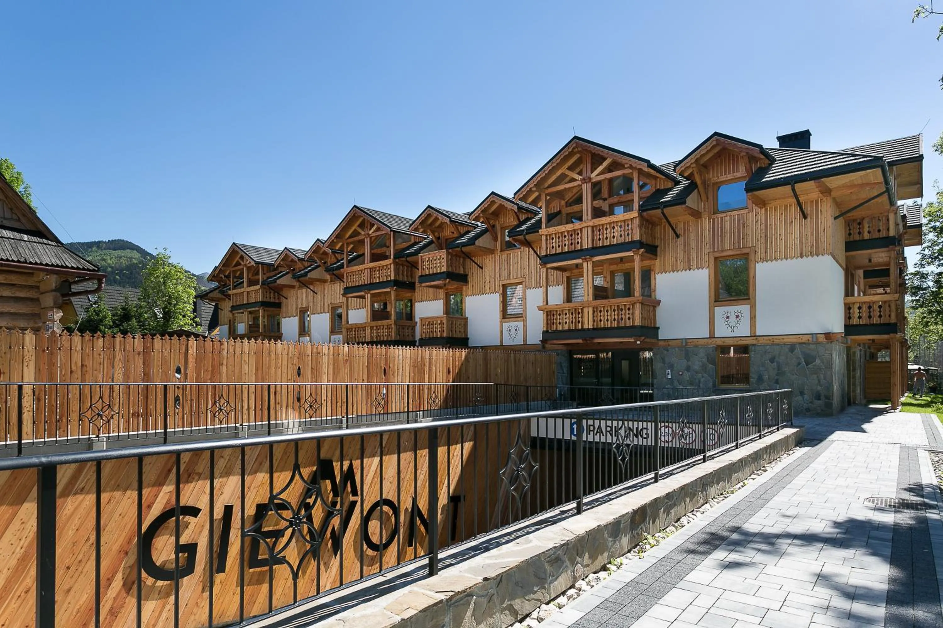 Facade/entrance in Giewont Krupówki SPA