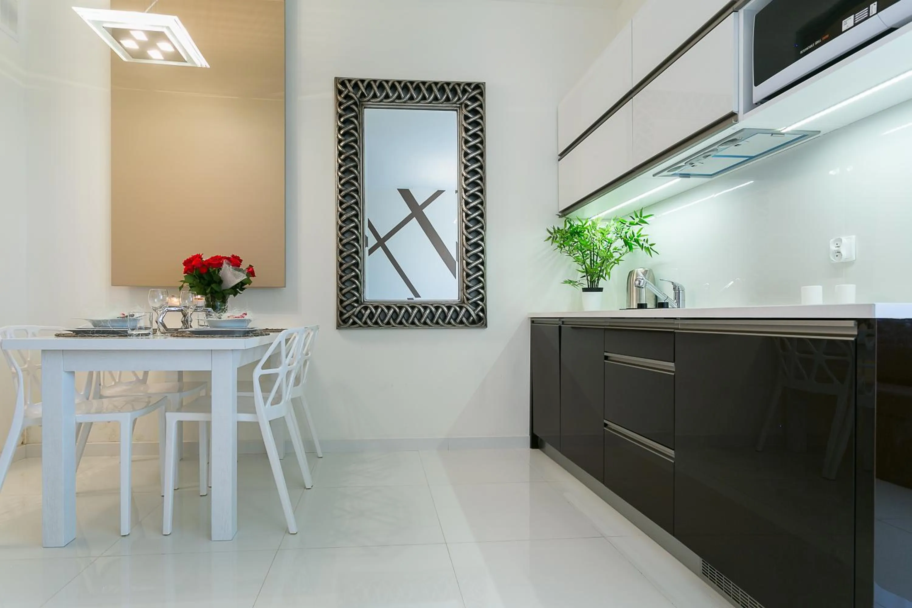 Kitchen or kitchenette in Giewont Krupówki SPA