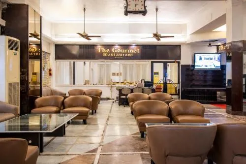 West End Hotel Opp Bombay Hospital