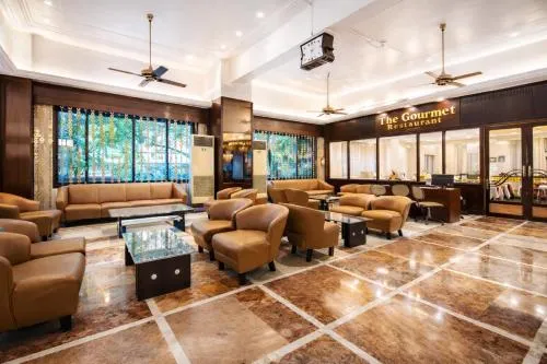 West End Hotel Opp Bombay Hospital