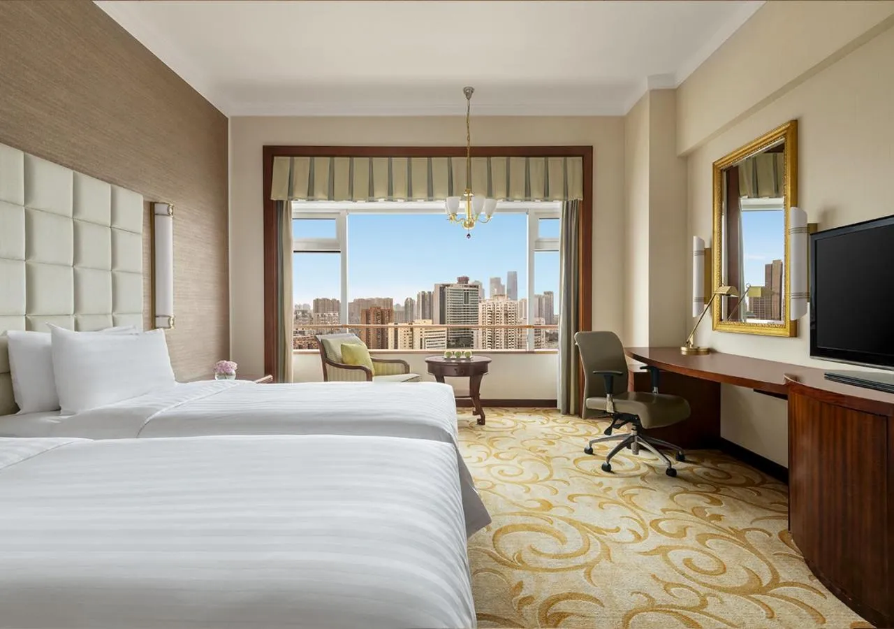 Photo of the whole room, Bed in Shangri-La Fuzhou