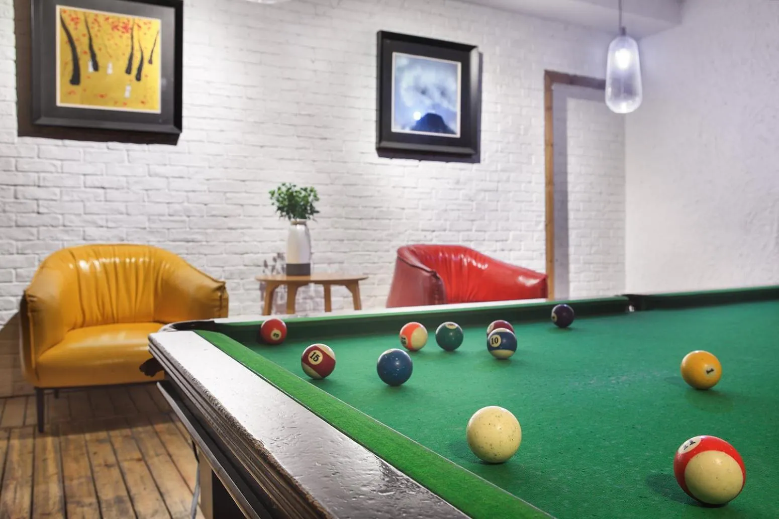 Billiard in Sky Garden Inn