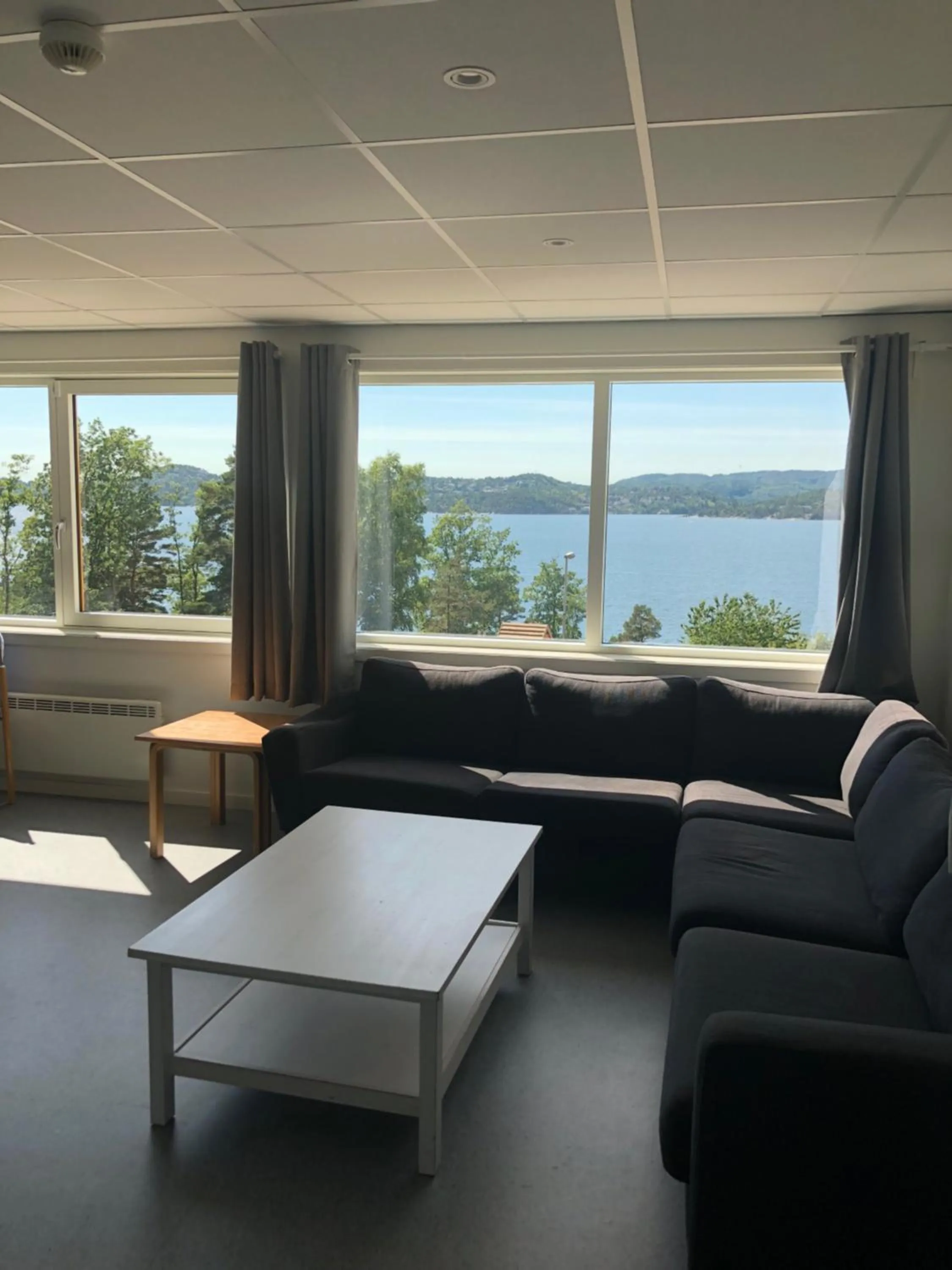 Communal kitchen in Ansgar Summerhotel