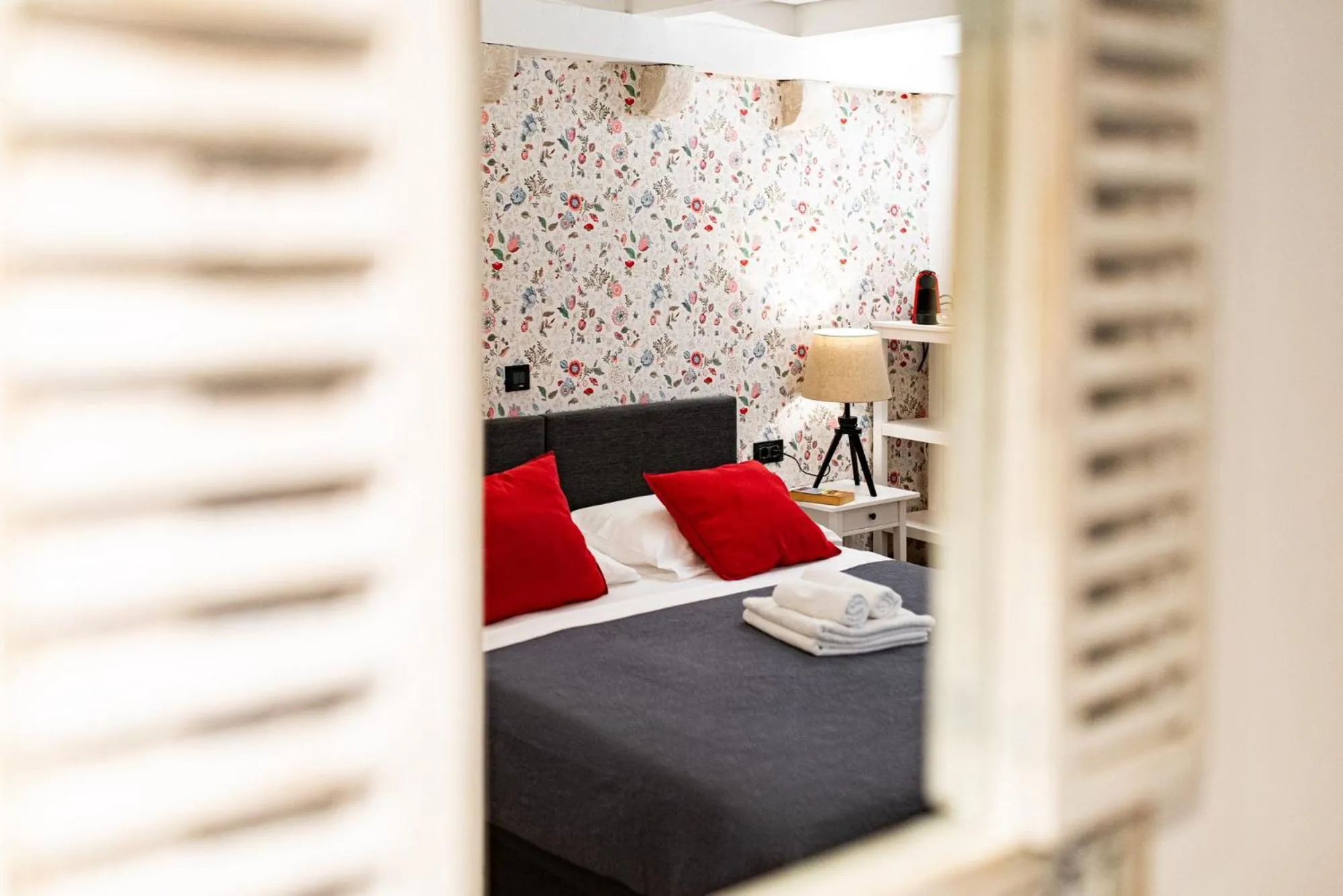 Bedroom in ART HOME ARTHUR by DuHomes