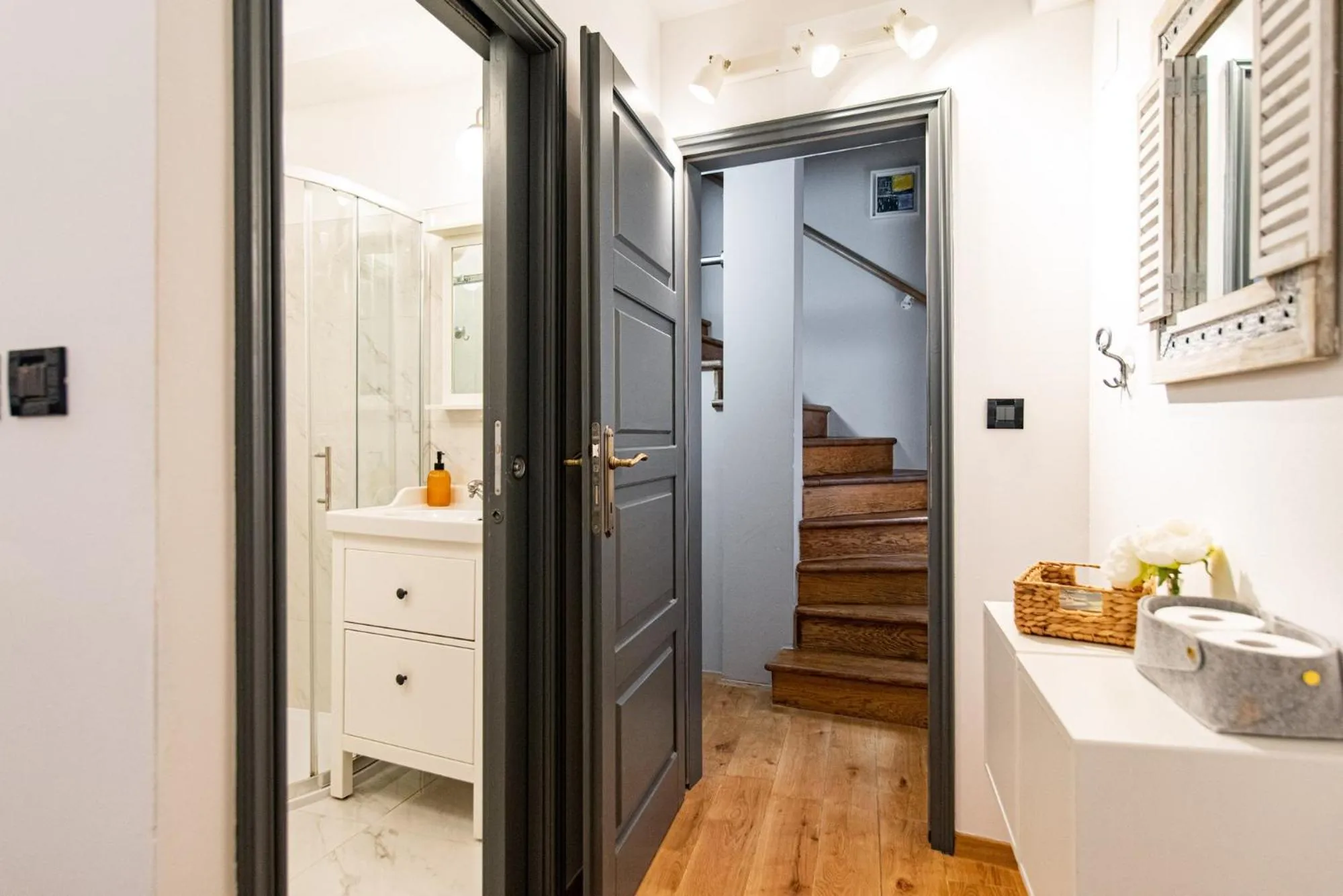 Bathroom in ART HOME ARTHUR by DuHomes