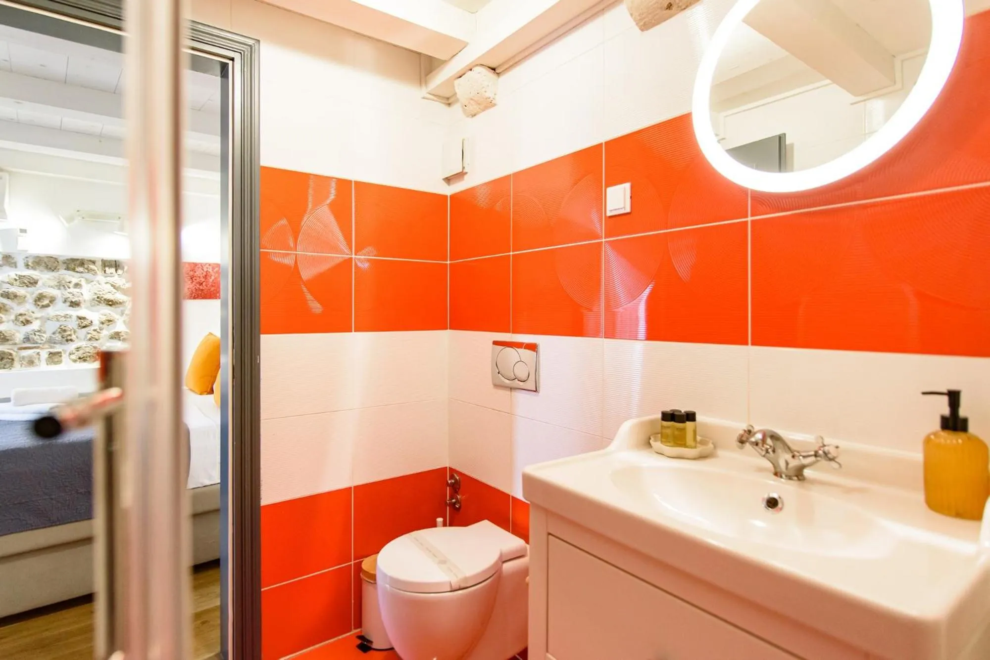 Shower in ART HOME ARTHUR by DuHomes