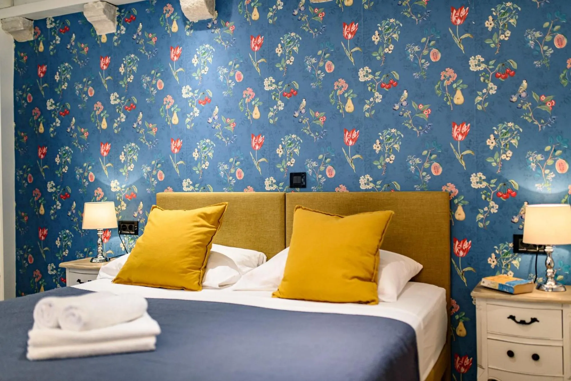 Bed in ART HOME ARTHUR by DuHomes