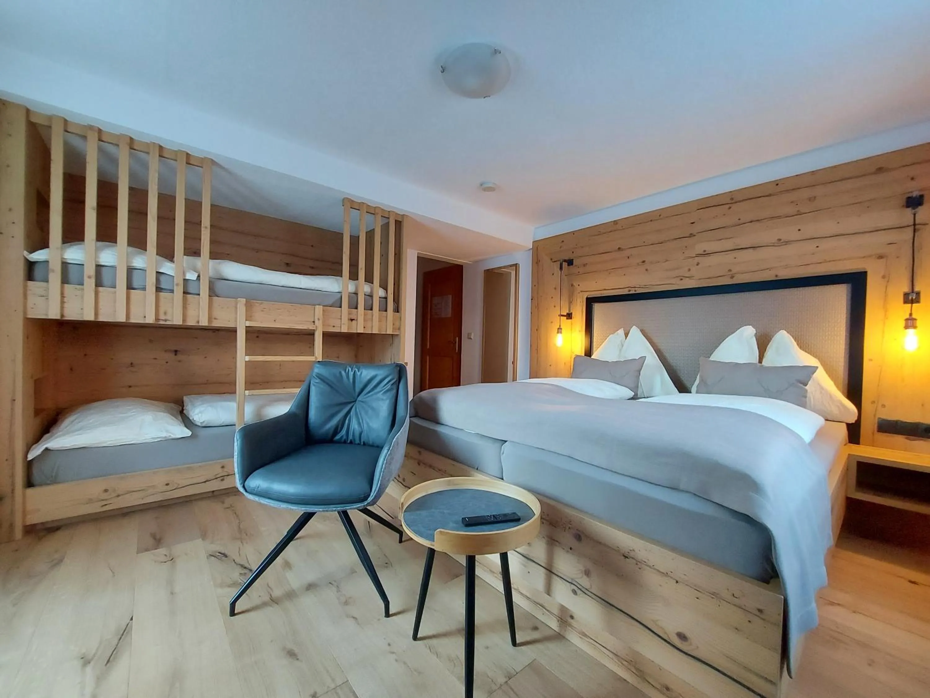 bunk bed, Bed in Hotel Gasthof Walcher