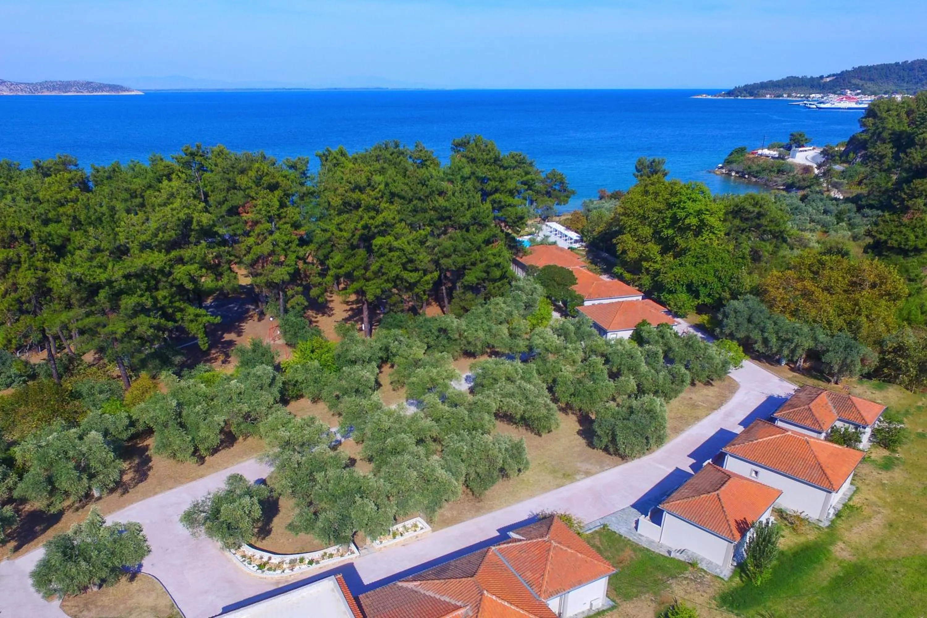 Property building in Aroma Beach Bungalows