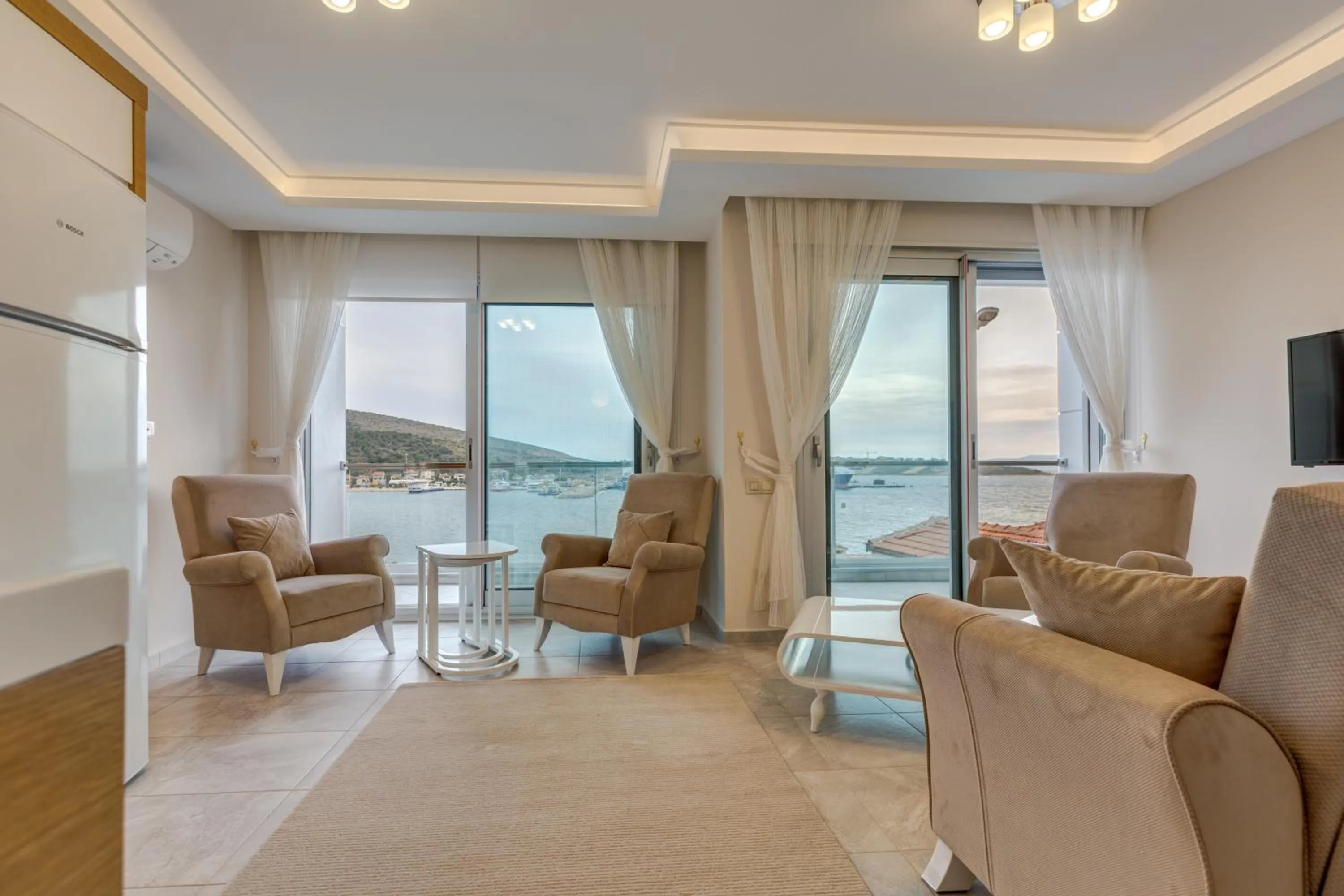 Paris Residence Cesme