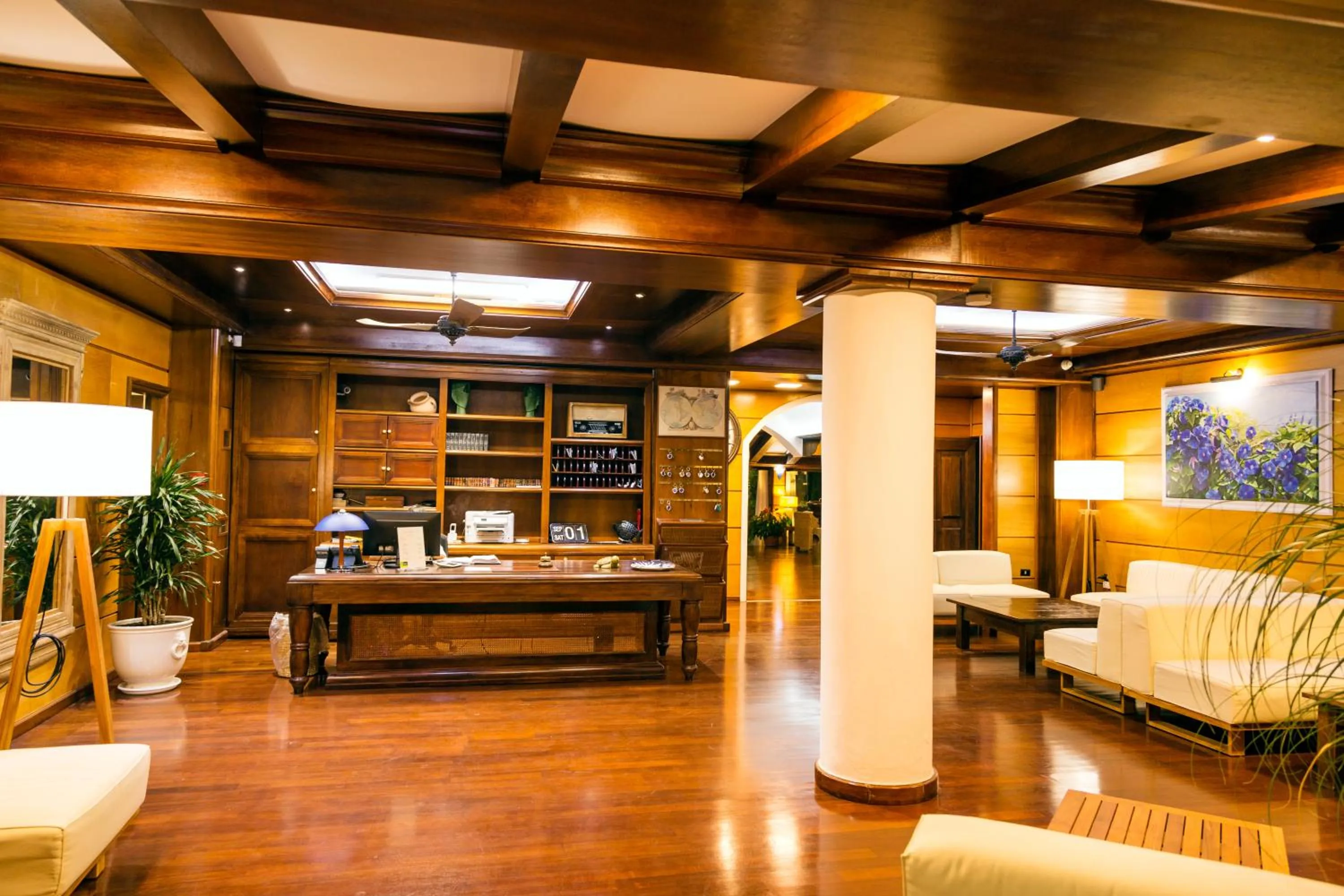 Lobby or reception in Hotel Mediterraneo