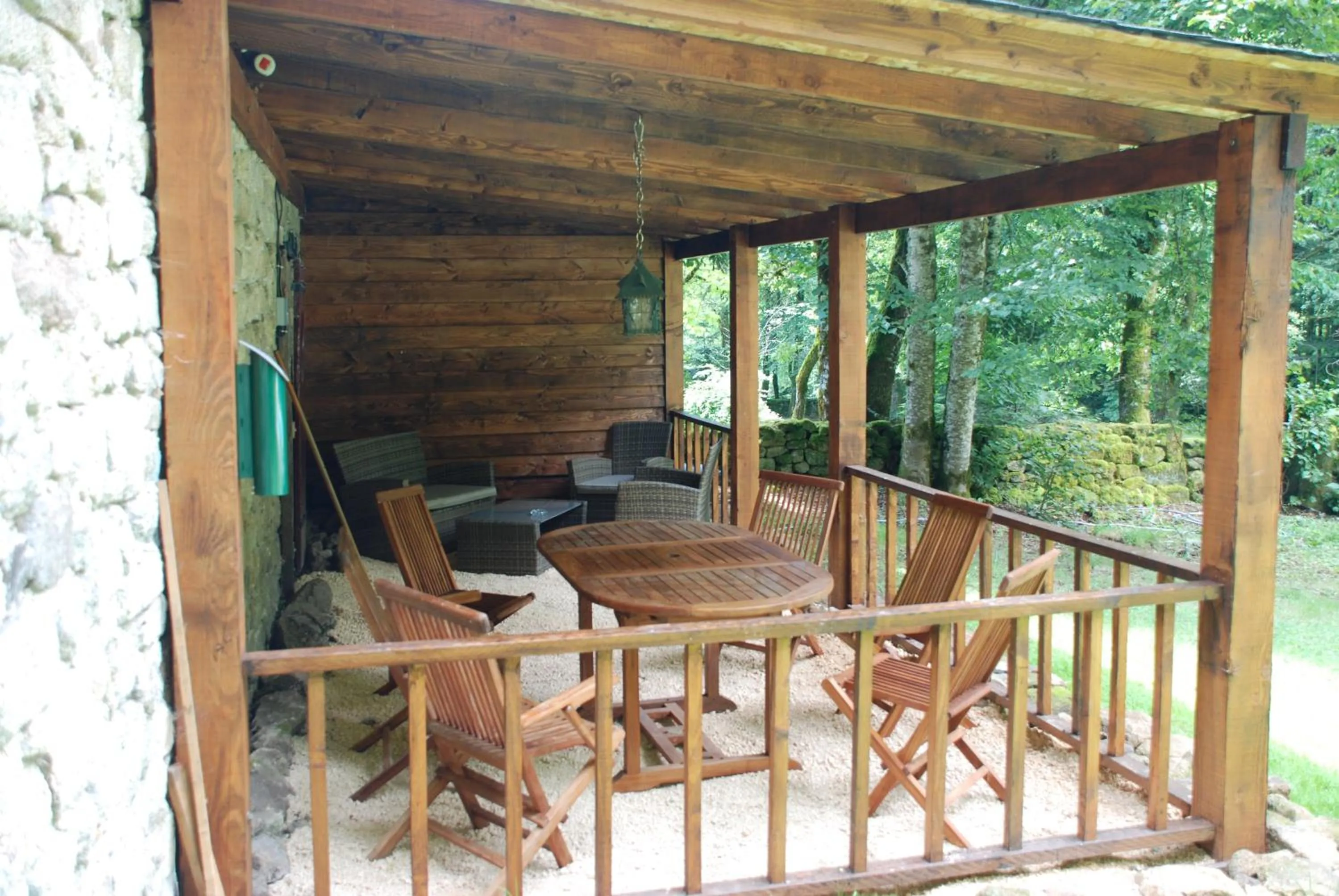 Patio in B&B Chateau le Bois