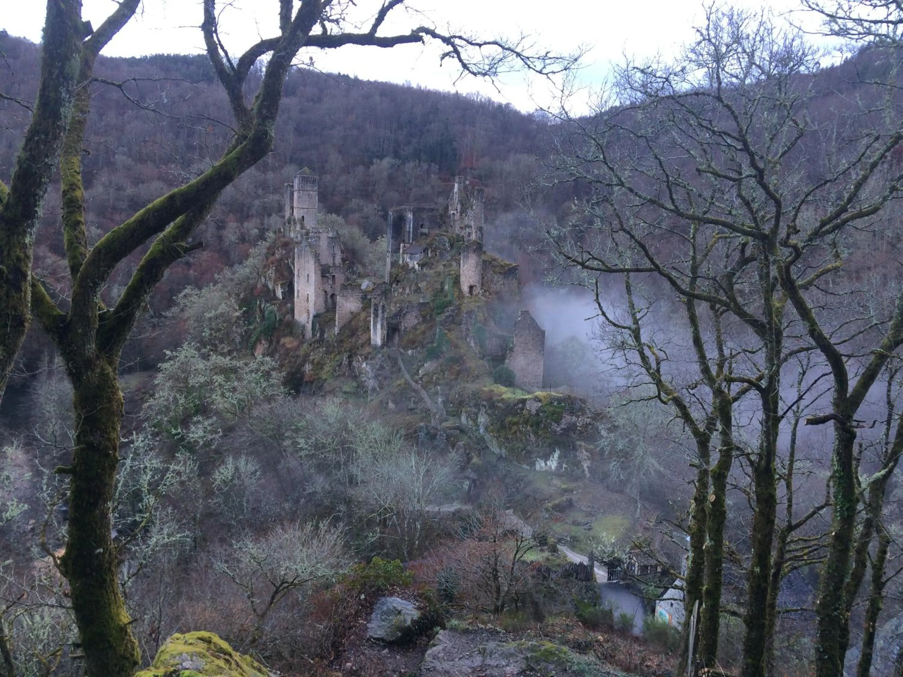 Nearby landmark in B&B Chateau le Bois