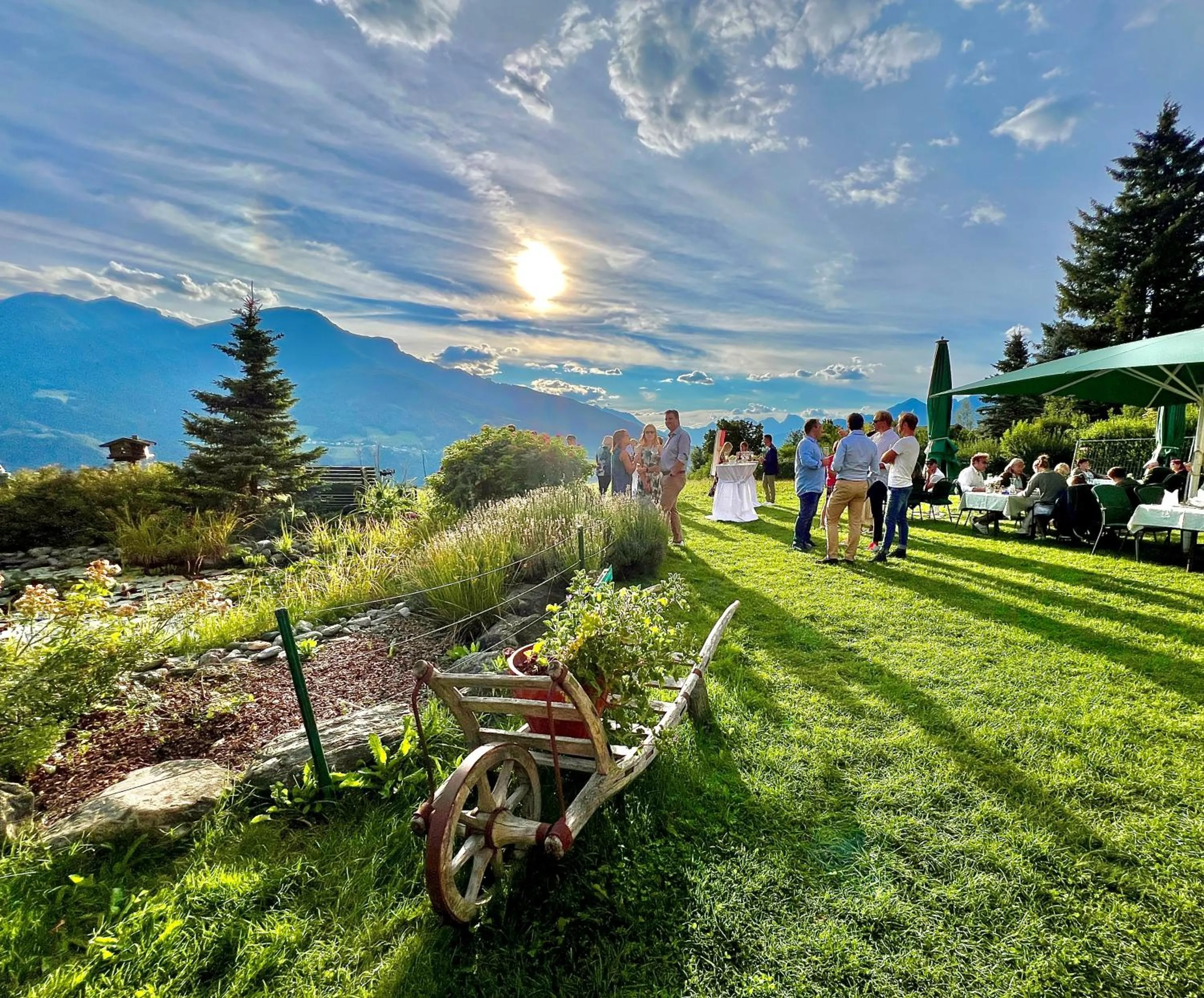 Restaurant/places to eat in Hotel Restaurant Grünwalderhof