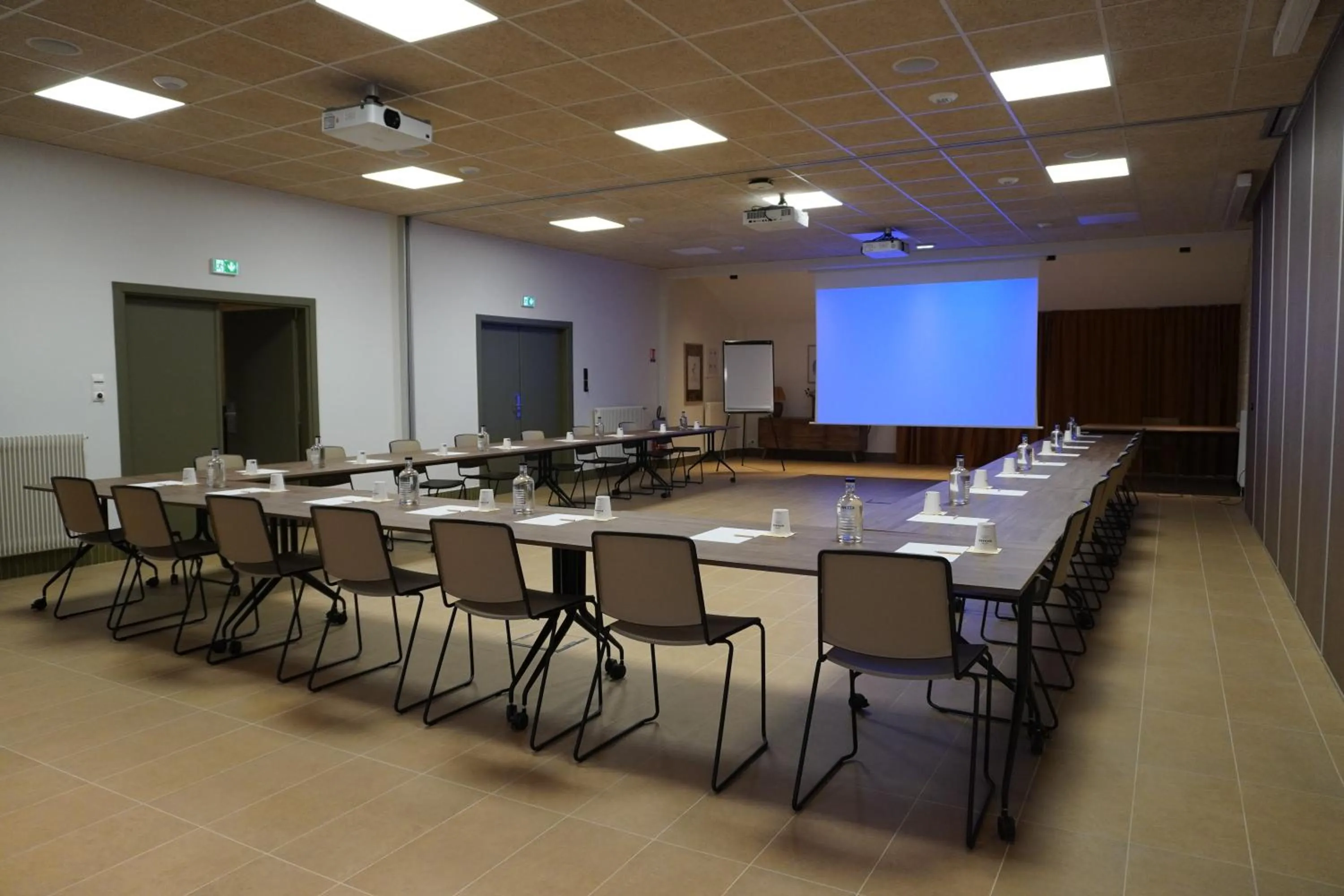 Meeting/conference room in Hôtel Restaurant Ar Milin-Logis hôtels