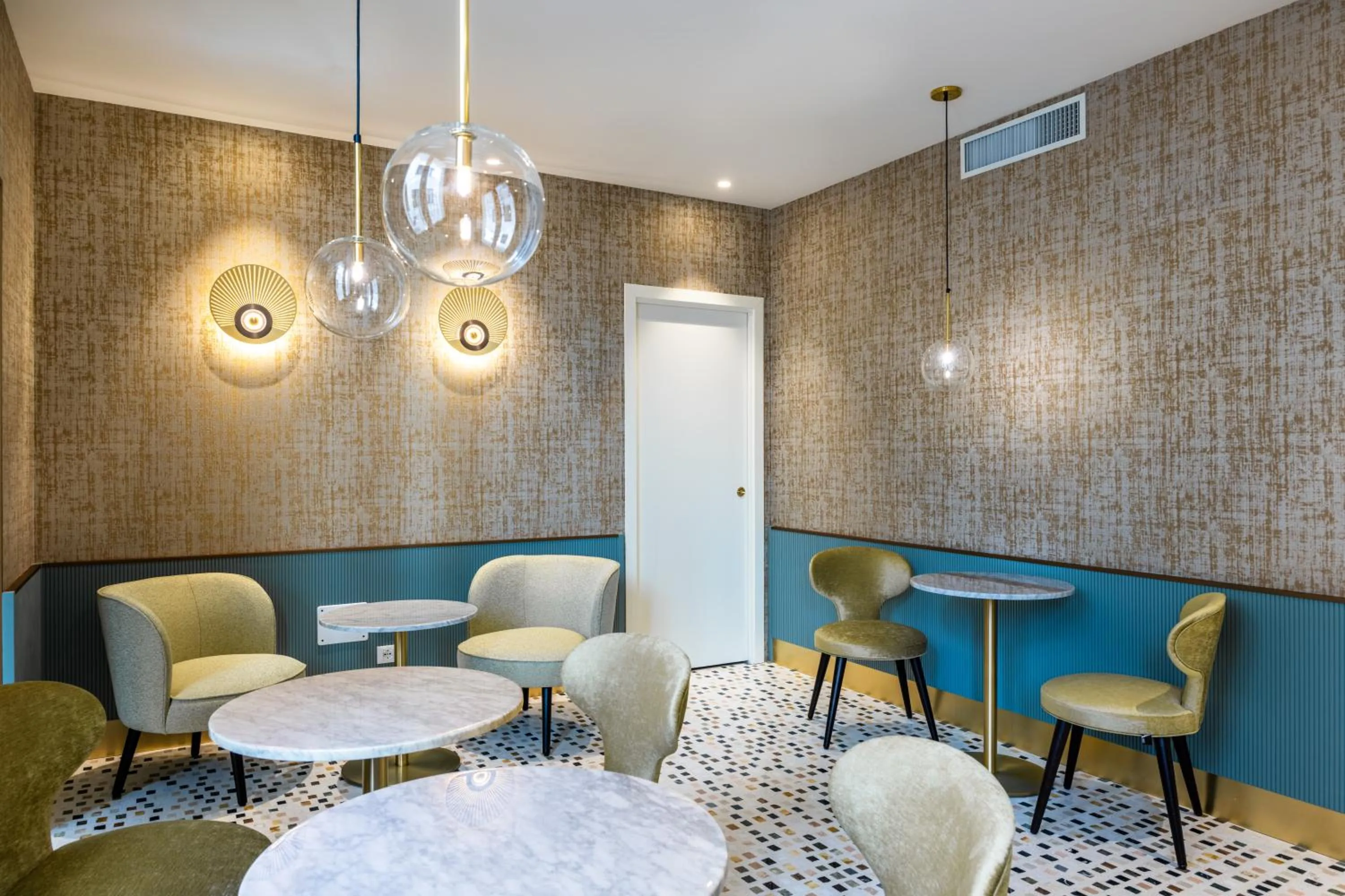 Breakfast in Acca Hotel