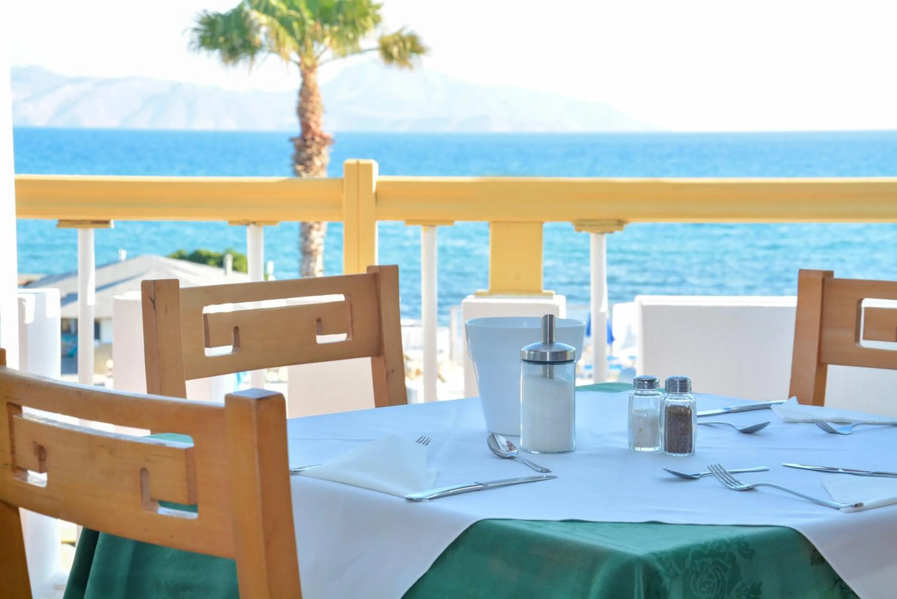 Restaurant/places to eat in Mastichari Bay Hotel