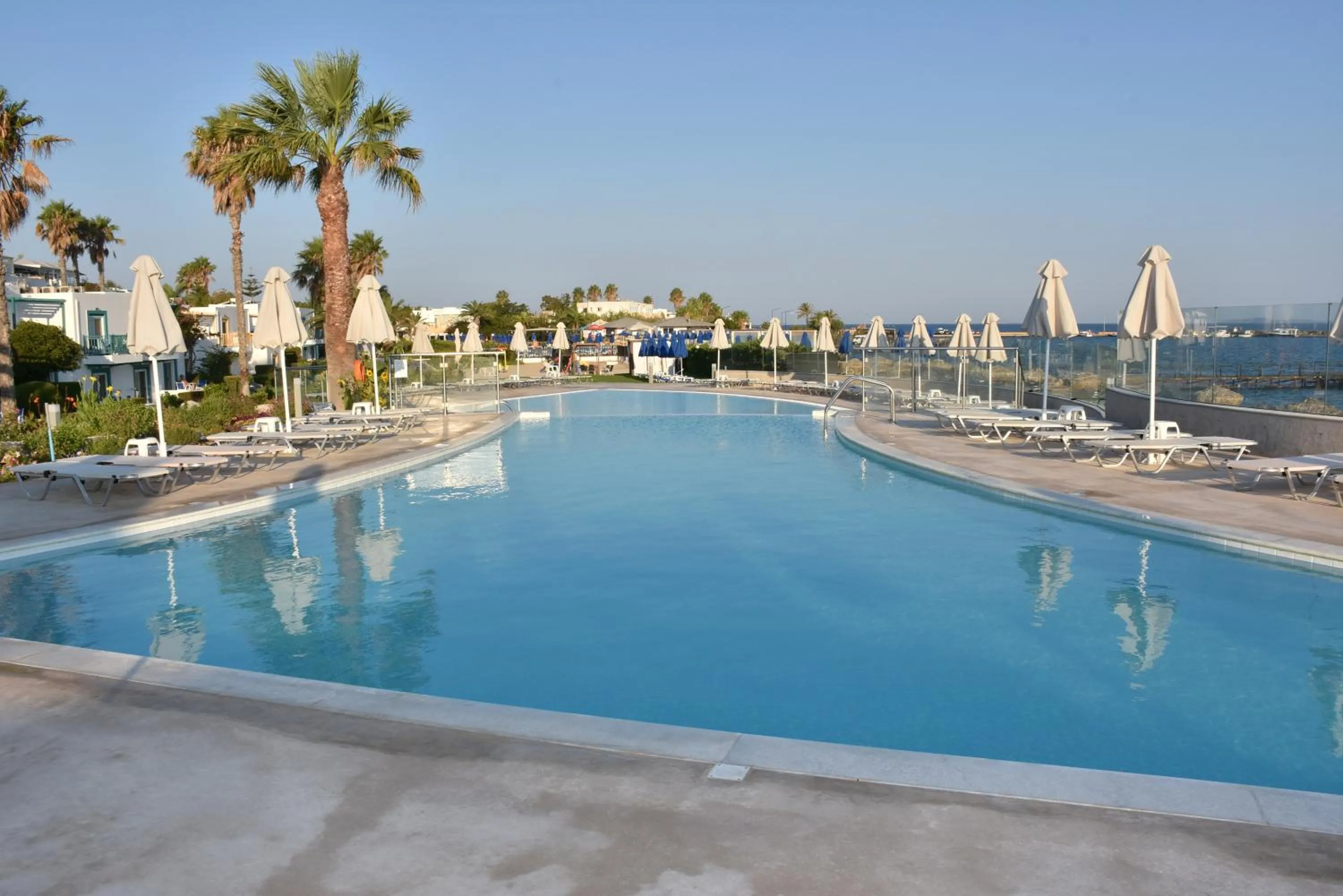Swimming pool in Mastichari Bay Hotel