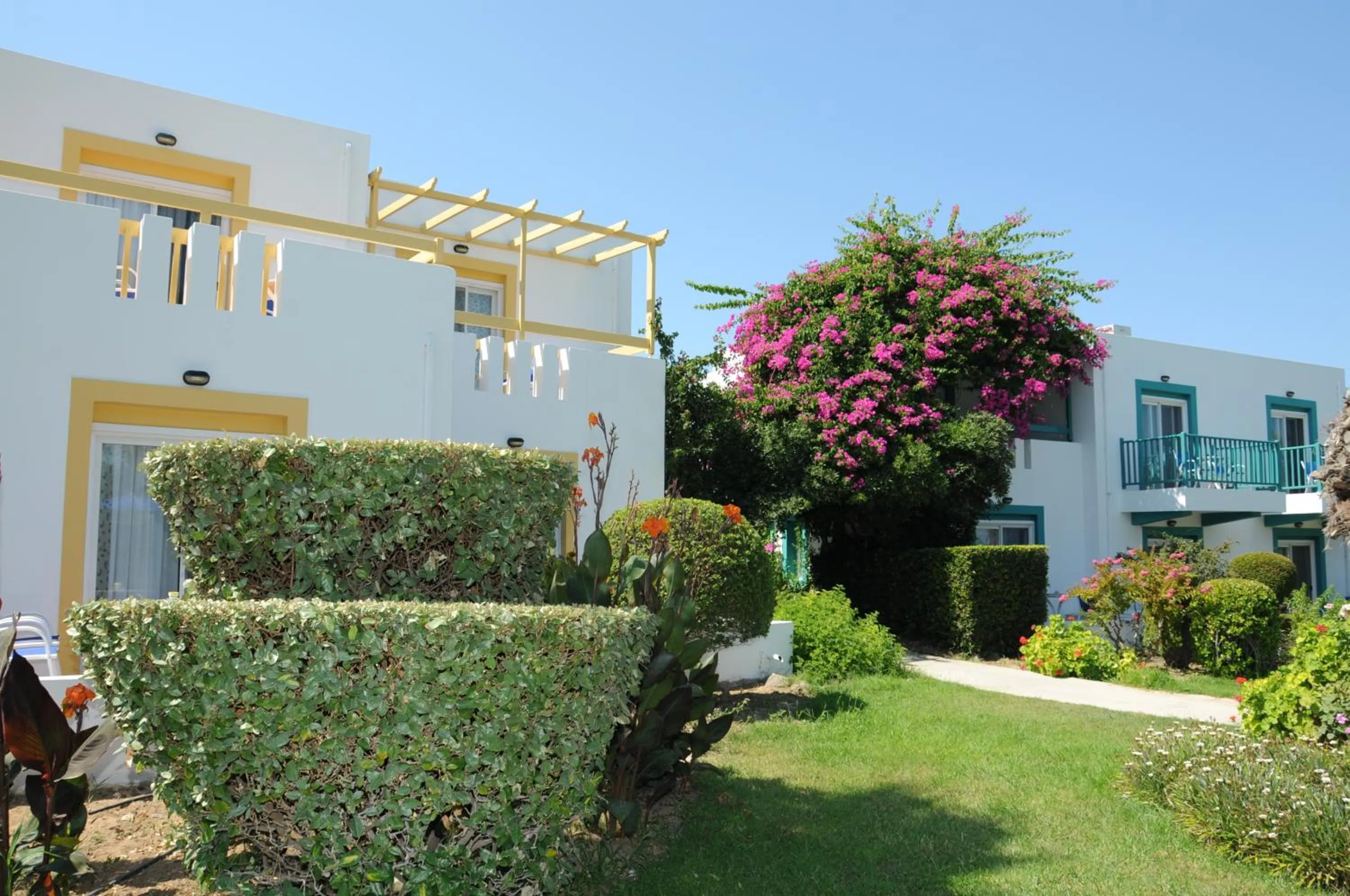 Facade/entrance in Mastichari Bay Hotel