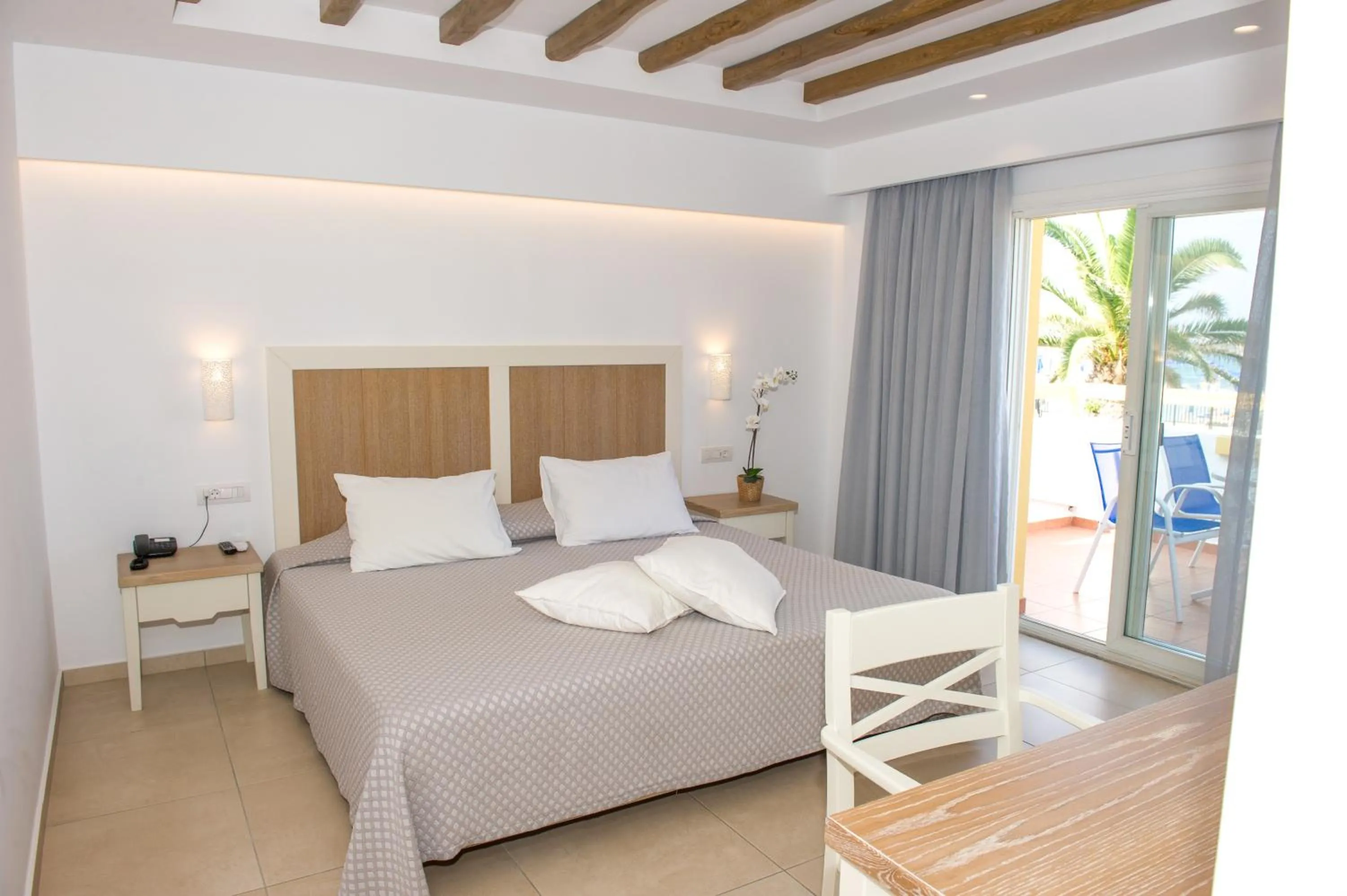 Bed in Mastichari Bay Hotel