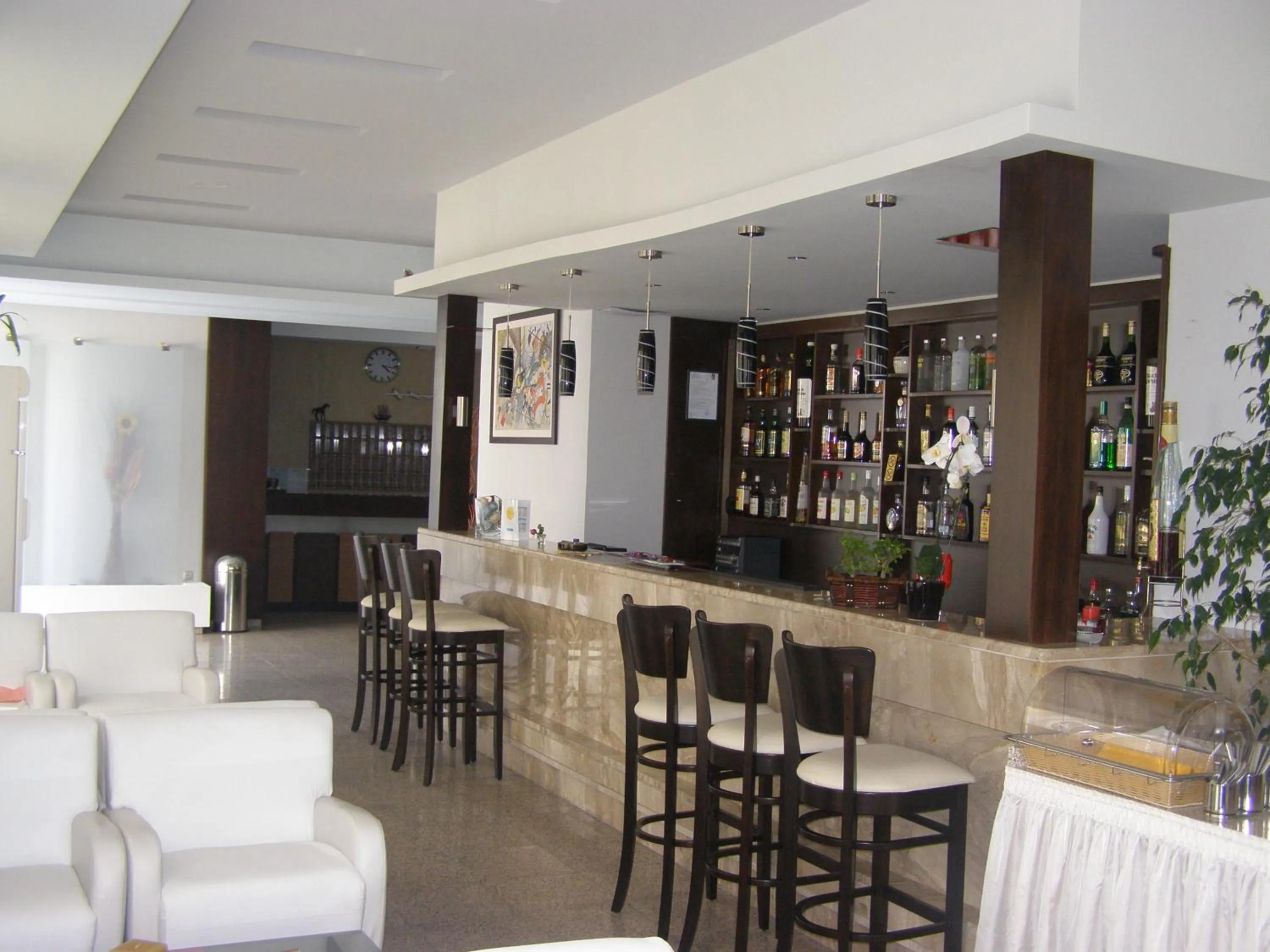 Lounge or bar in Paritsa Hotel