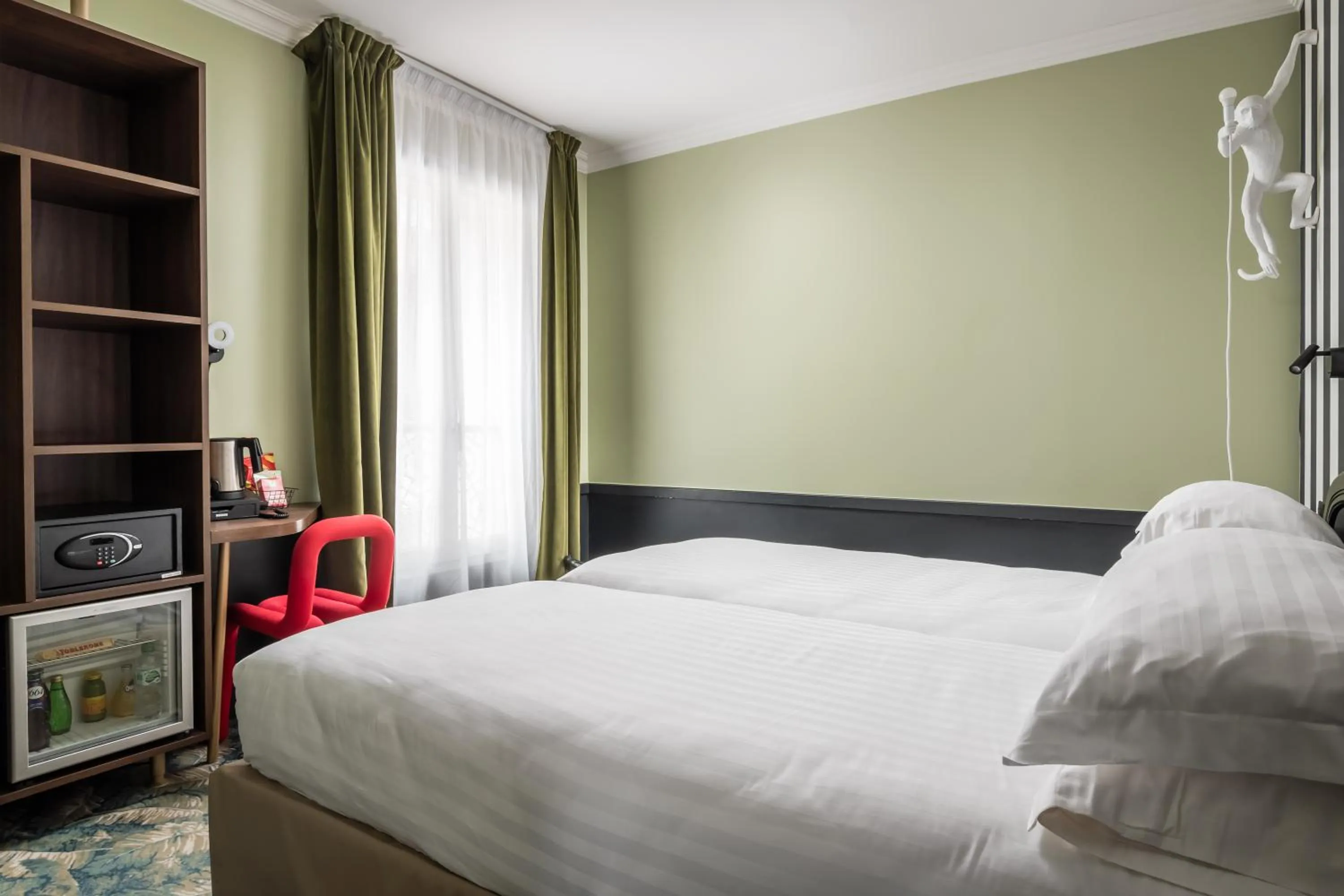 Photo of the whole room, Bed in Hotel Archetype Etoile