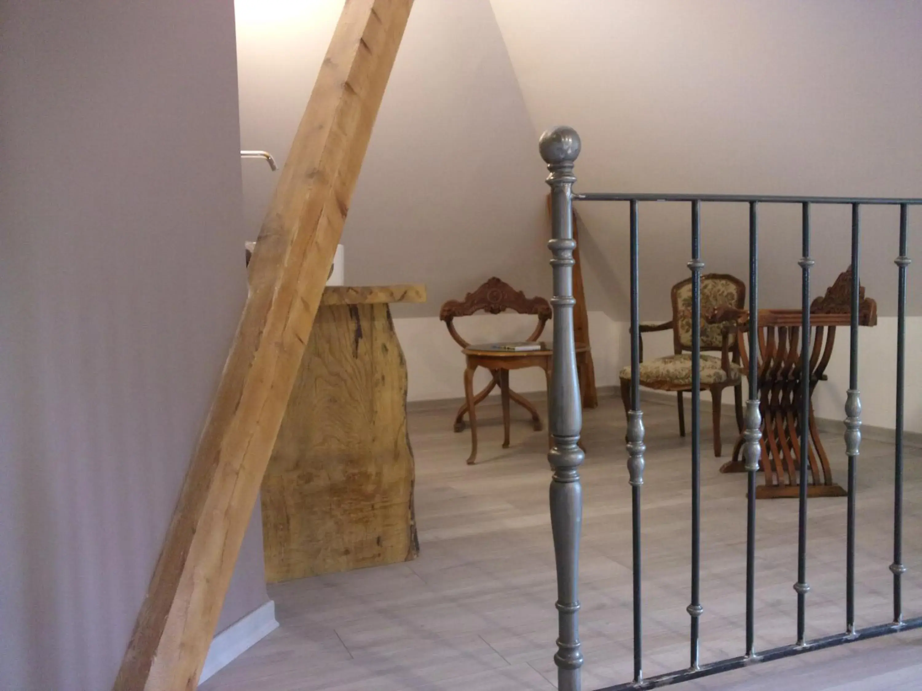 Comfort Triple Room in Chateau du Terrail Comfort Triple Room in Chateau du Terrail