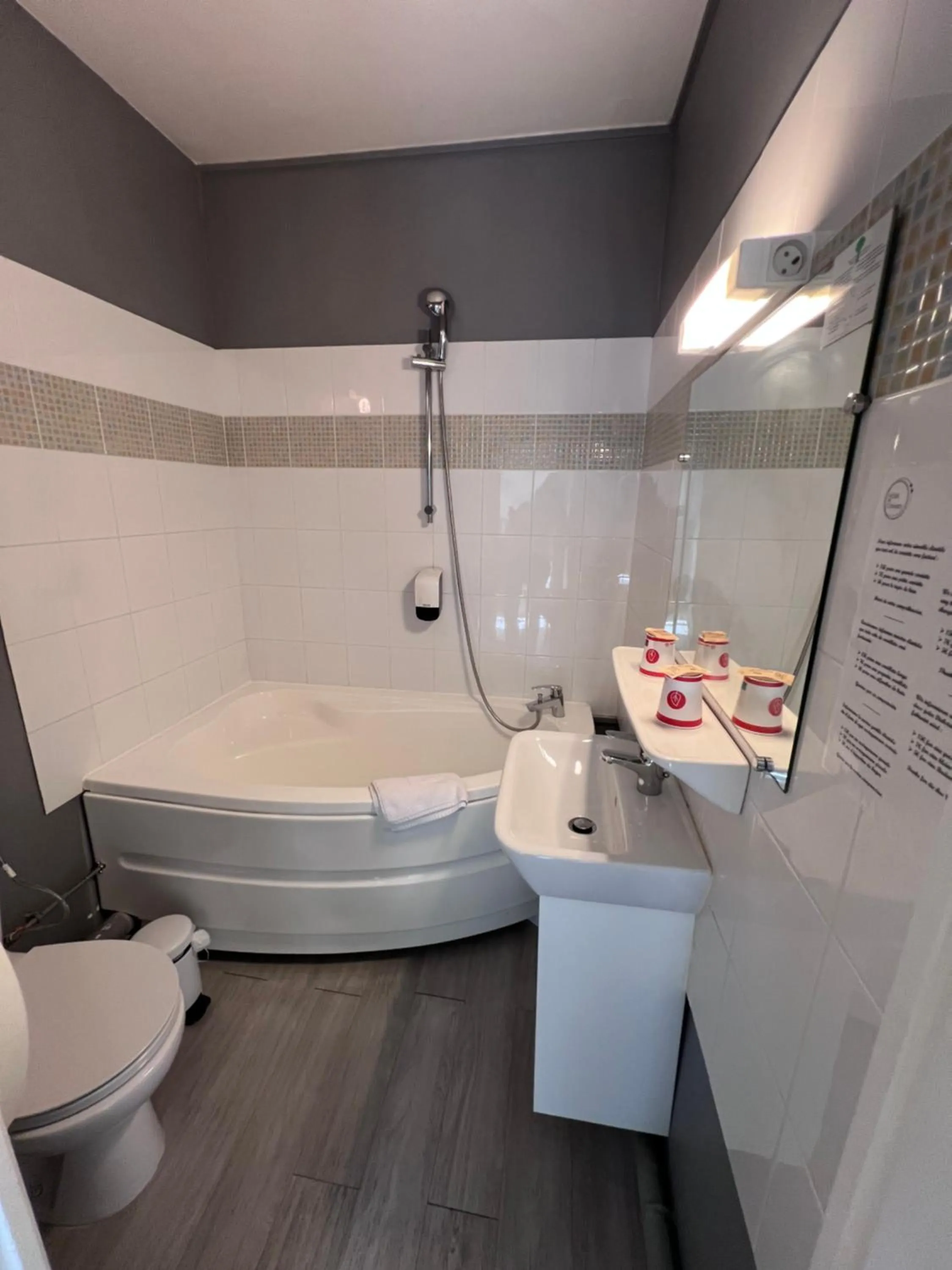 Bathroom in Hotel De l'Univers