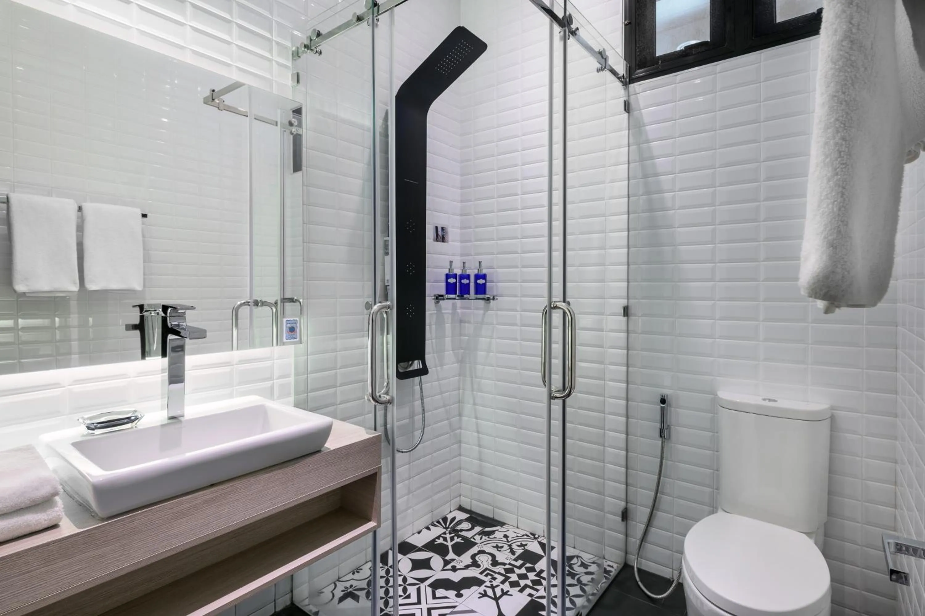 Shower in Itz Time Hua Hin Pool Villa