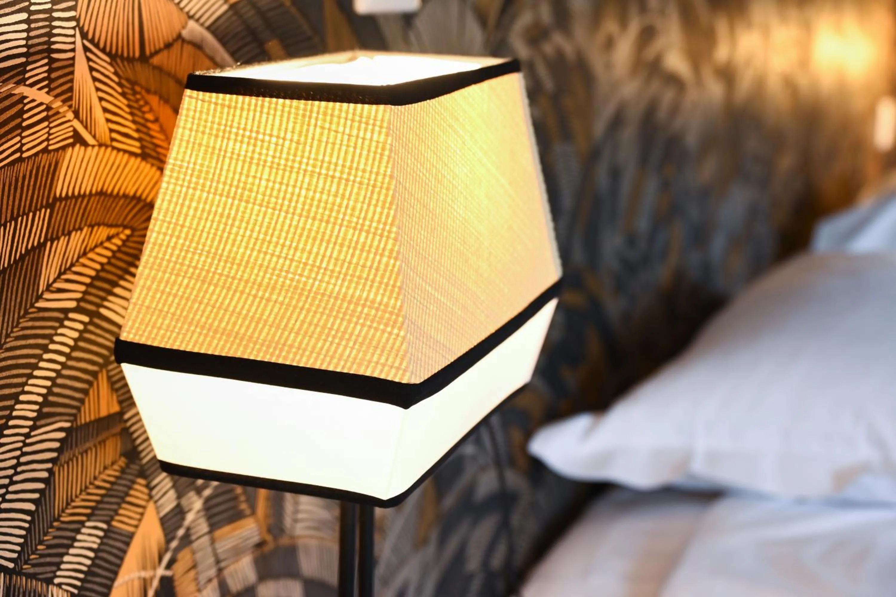 Bed in Hôtel Les Muses