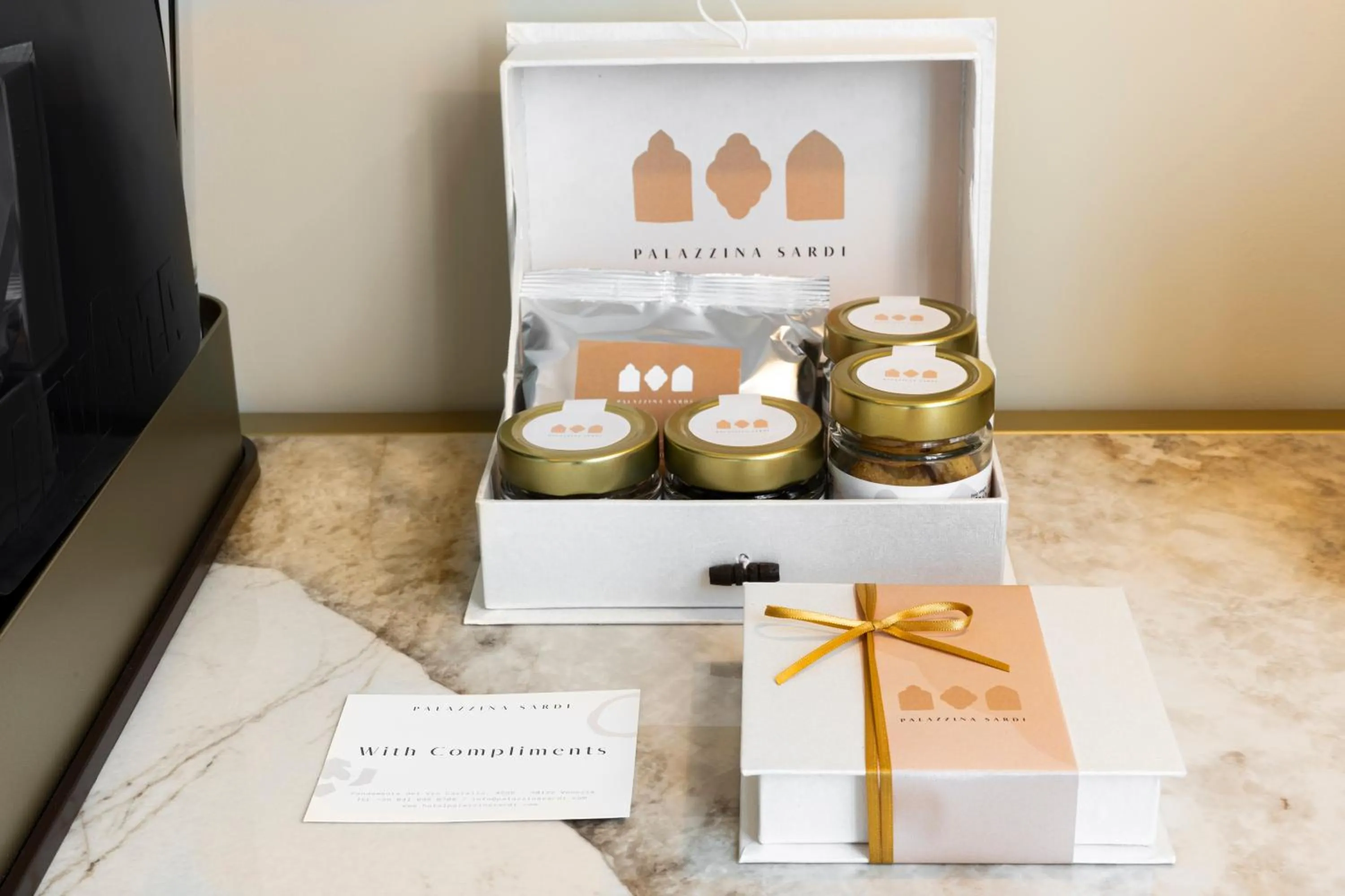 oven in Hotel Palazzina Sardi