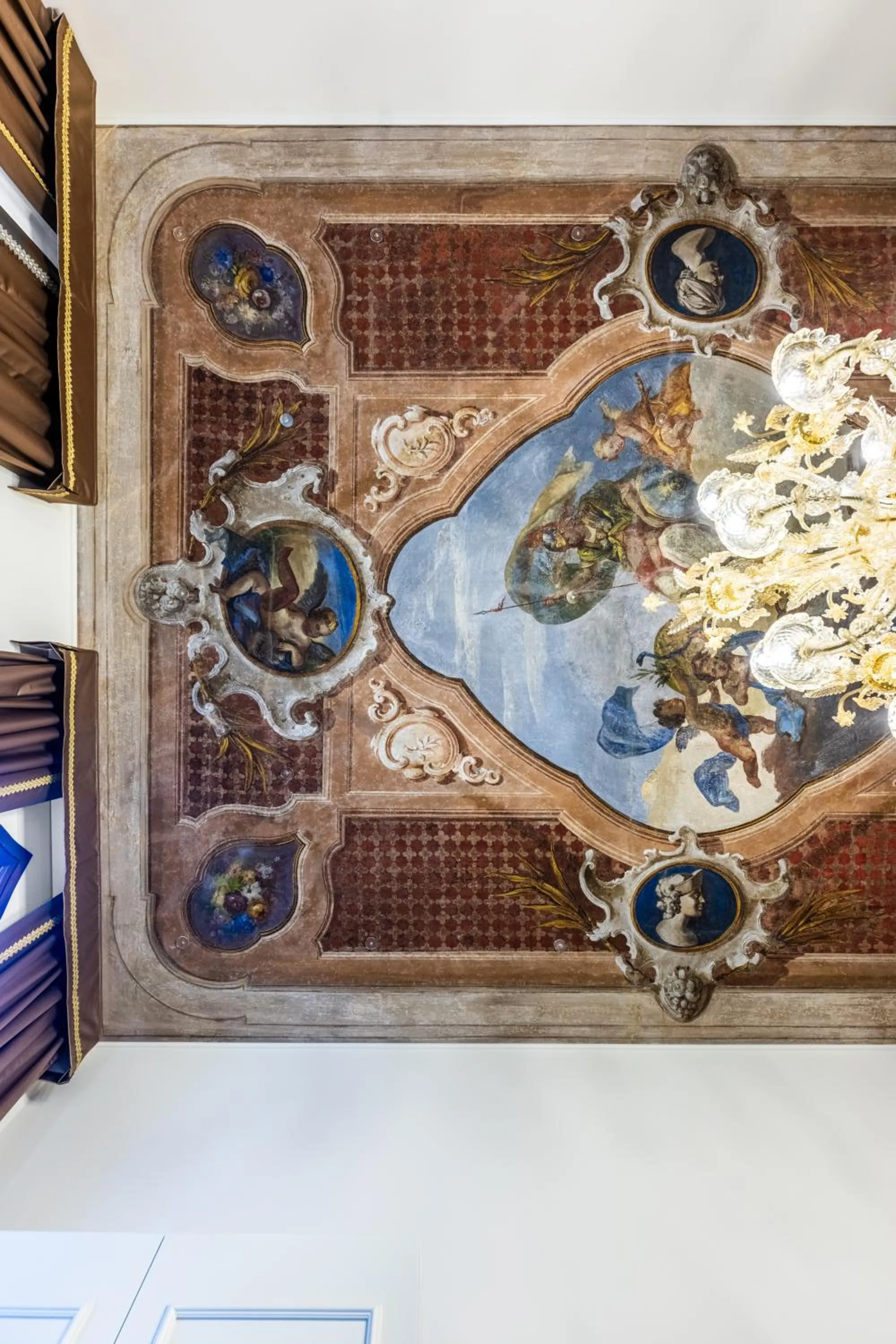 Decorative detail in Hotel Palazzina Sardi