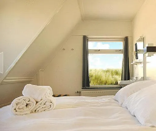 Bed in Strandhotel Terschelling B&B