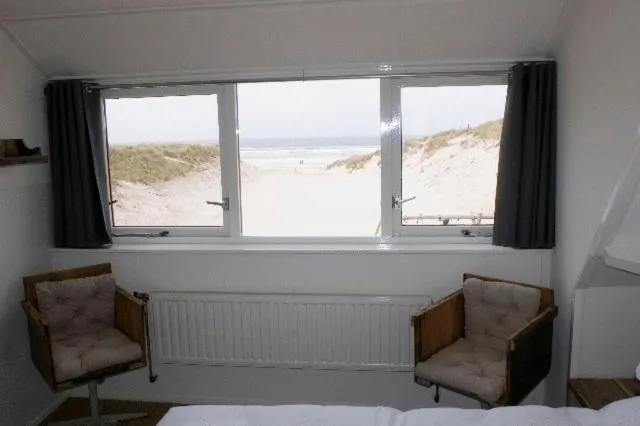 Bedroom in Strandhotel Terschelling B&B
