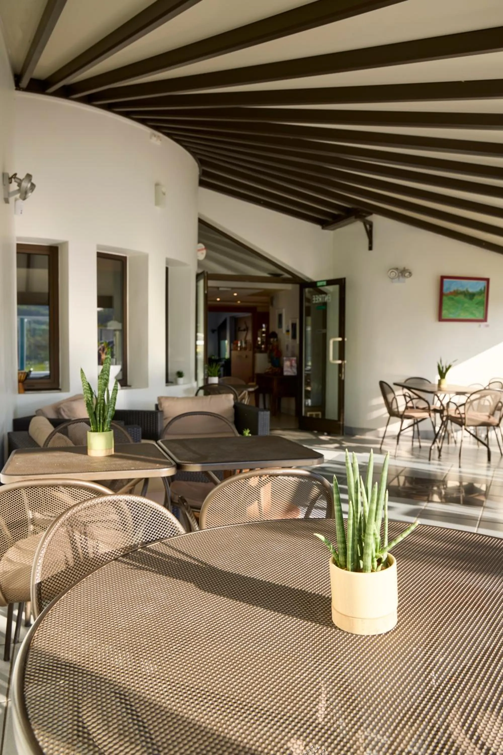 Breakfast in Hôtel-Restaurant Le Calice Du Gevaudan - A75