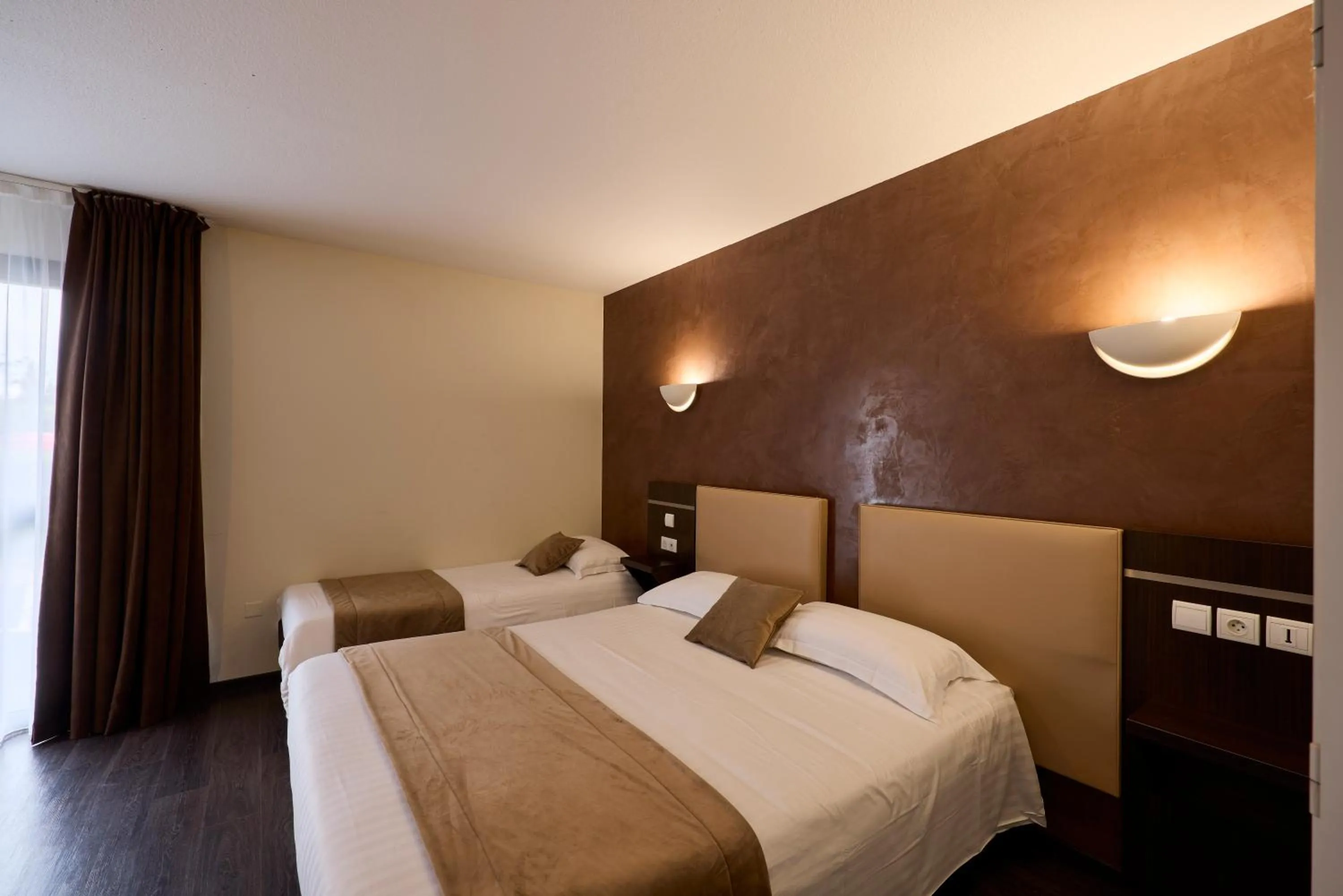 Bedroom, Bed in Hôtel-Restaurant Le Calice Du Gevaudan - A75